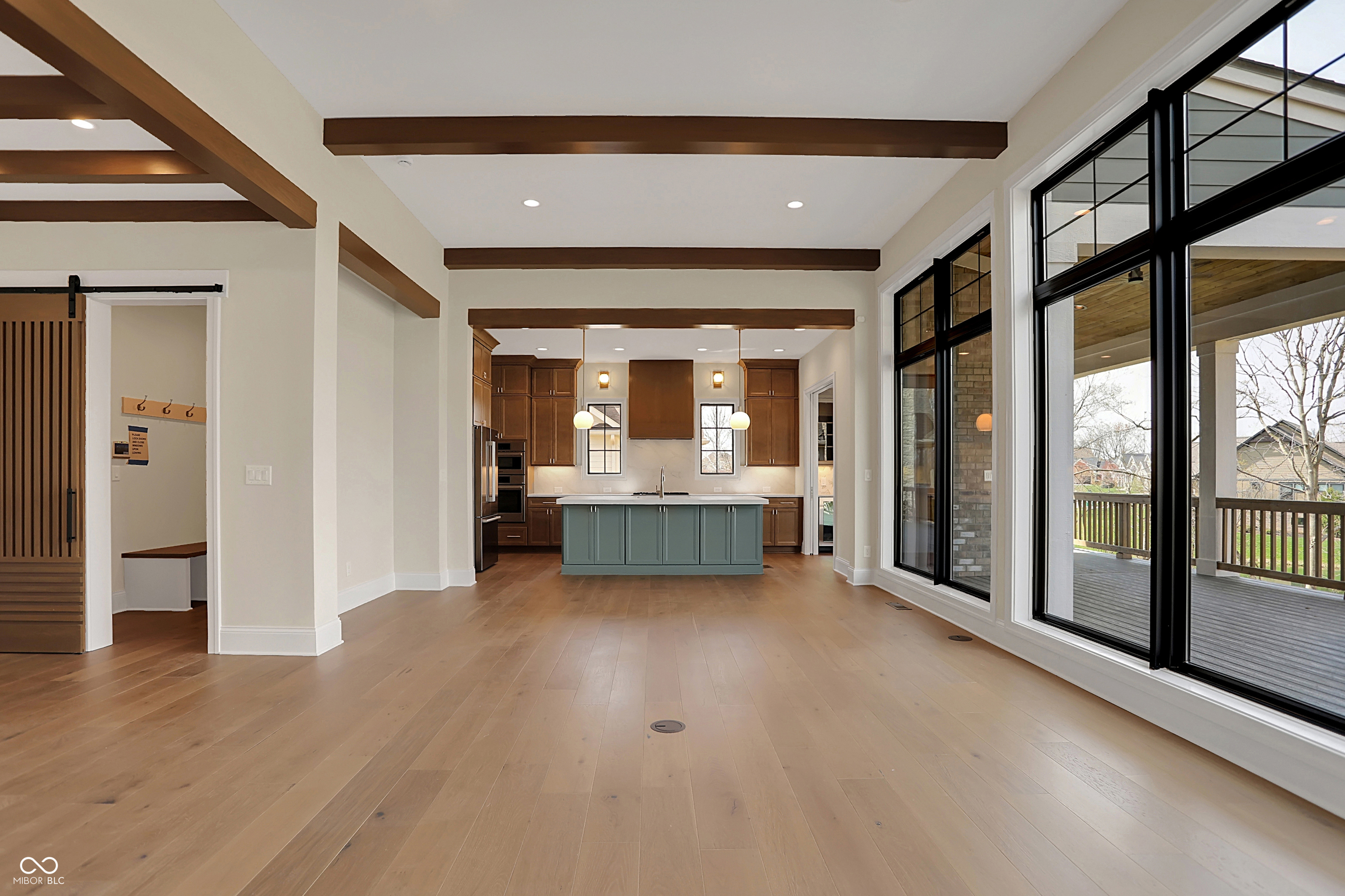 908 Oak Terrace Road