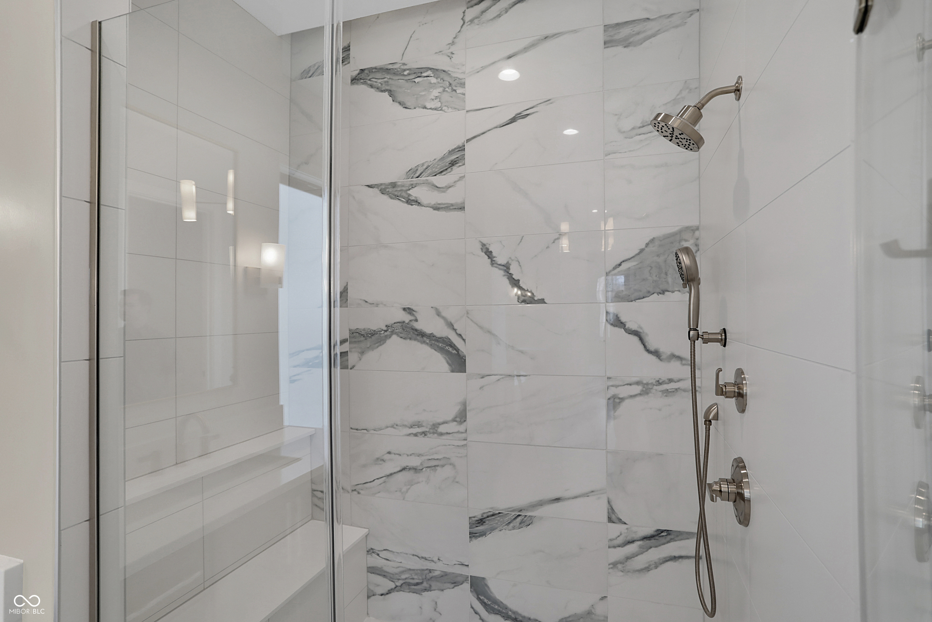 908 Oak Terrace Road