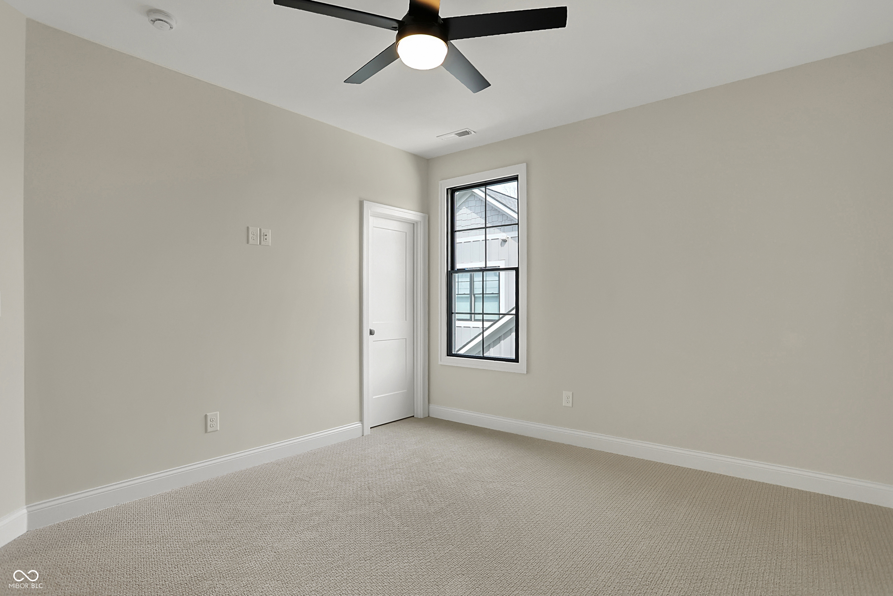 908 Oak Terrace Road