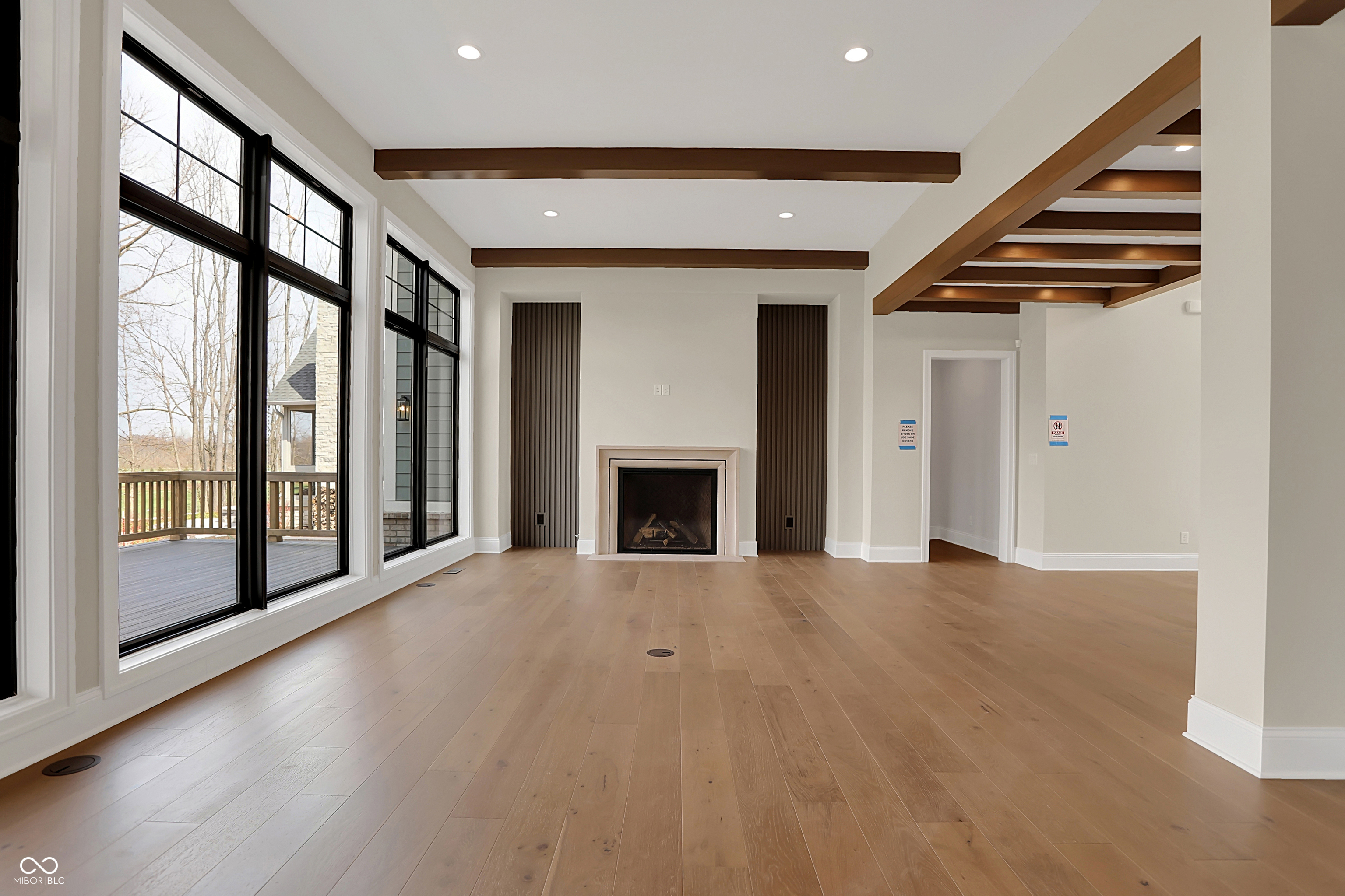 908 Oak Terrace Road