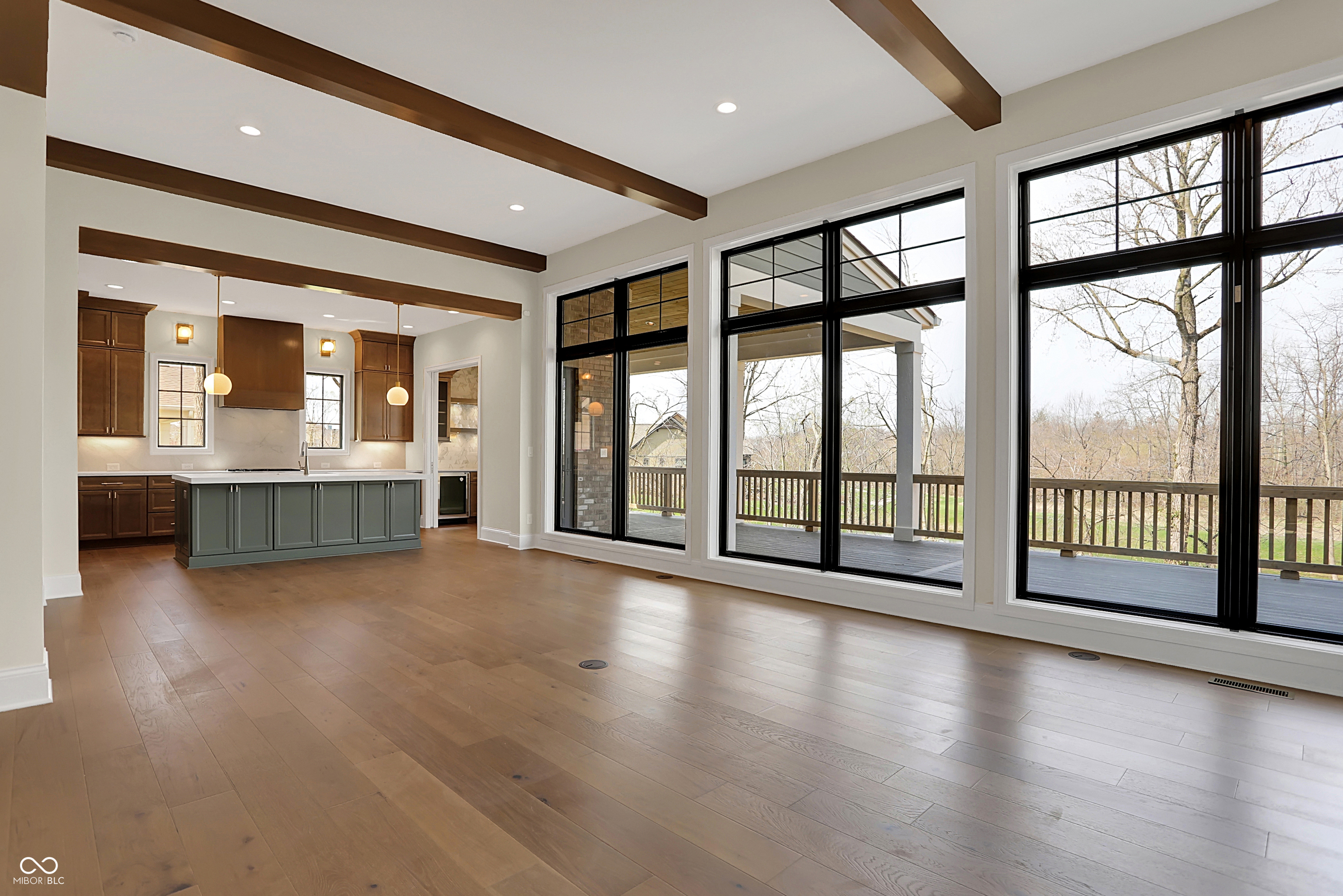 908 Oak Terrace Road