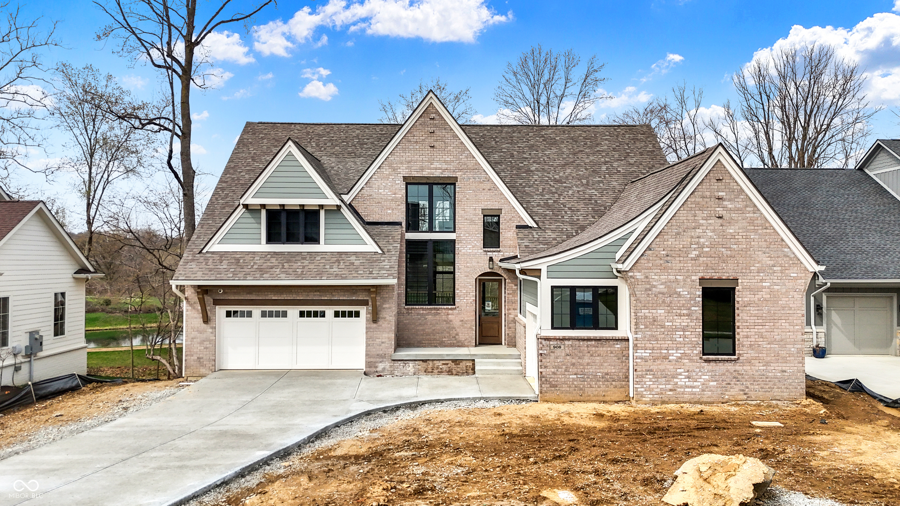 908 Oak Terrace Road