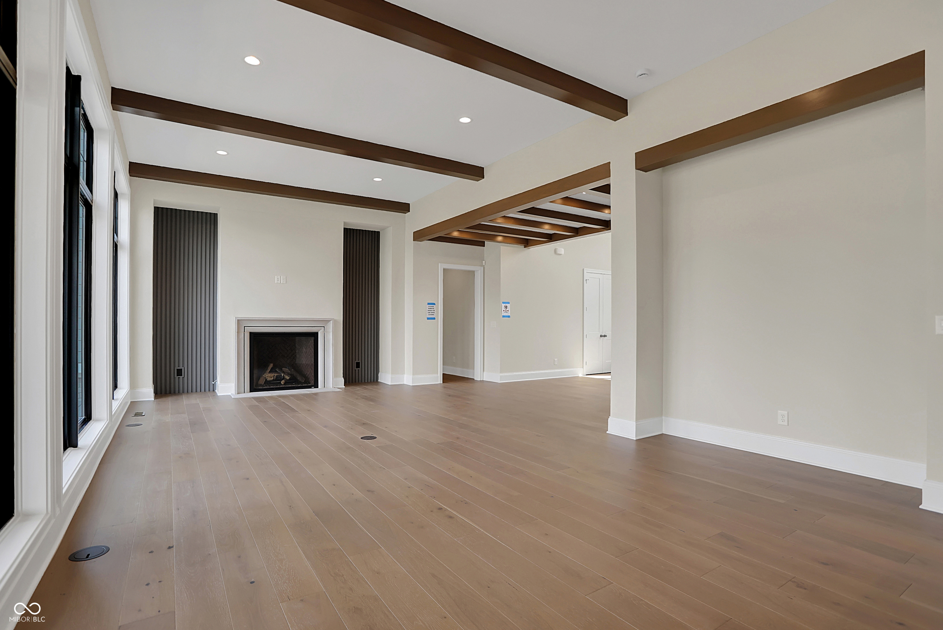 908 Oak Terrace Road