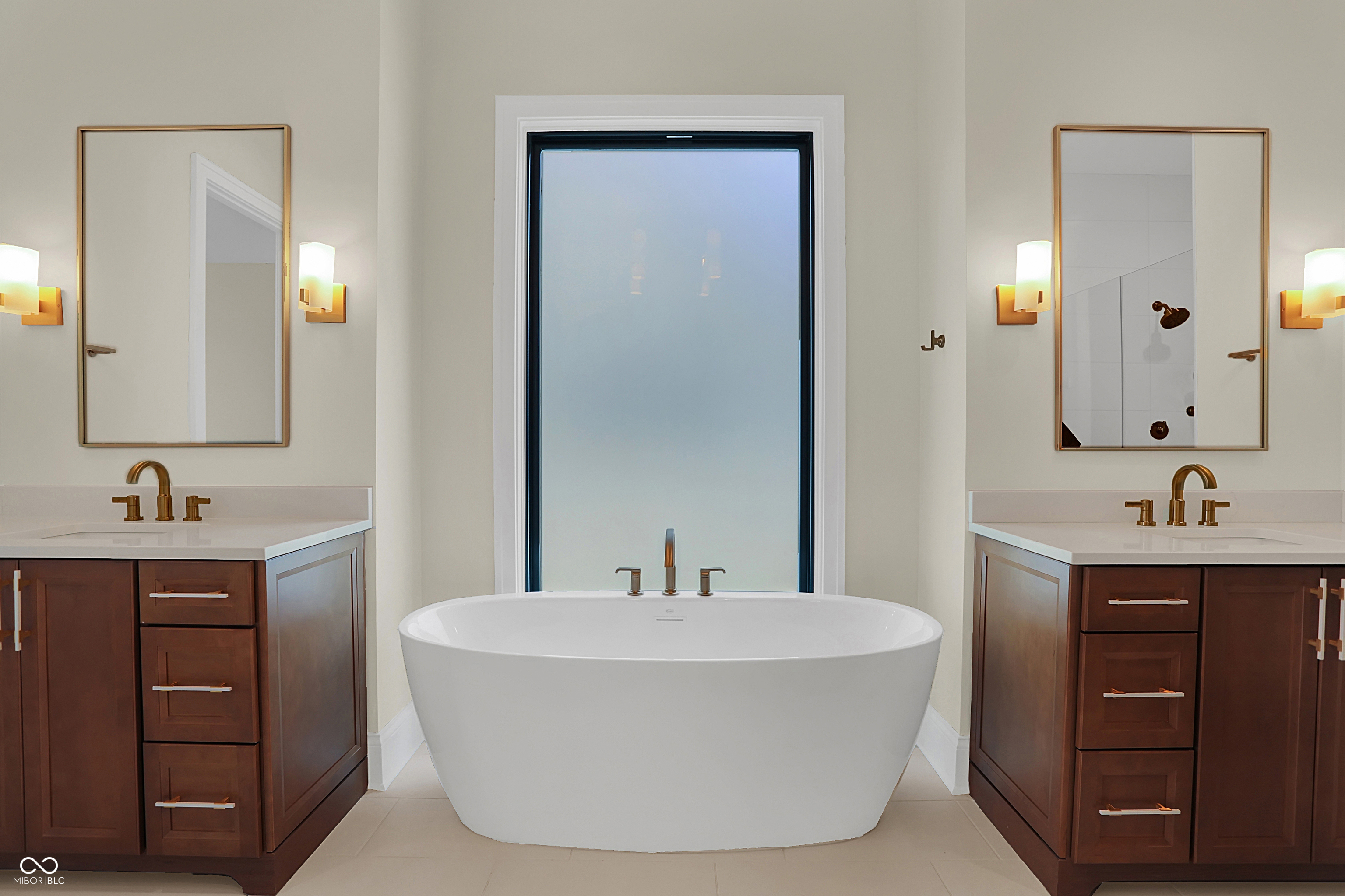 908 Oak Terrace Road