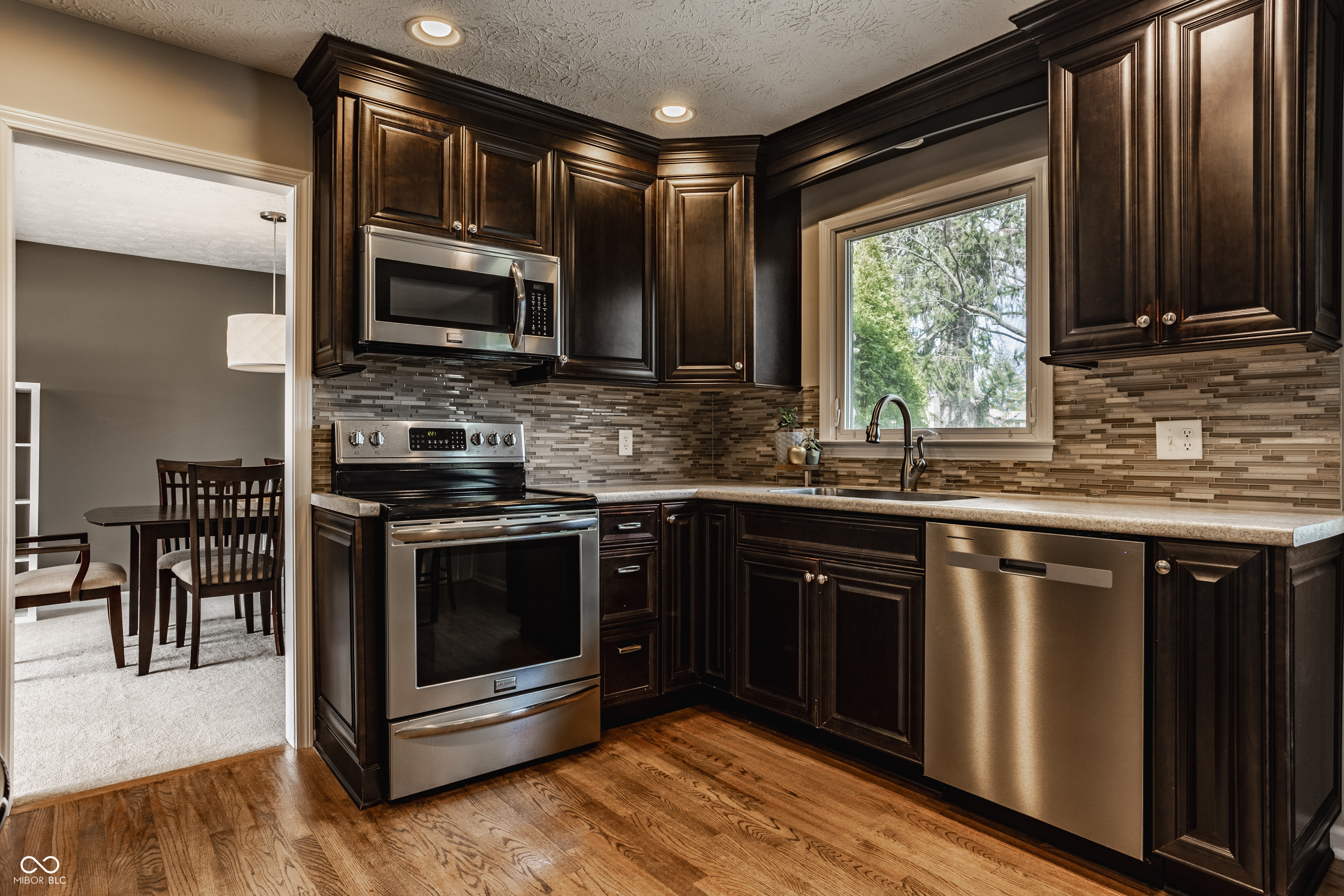 4528 Brookshire Parkway