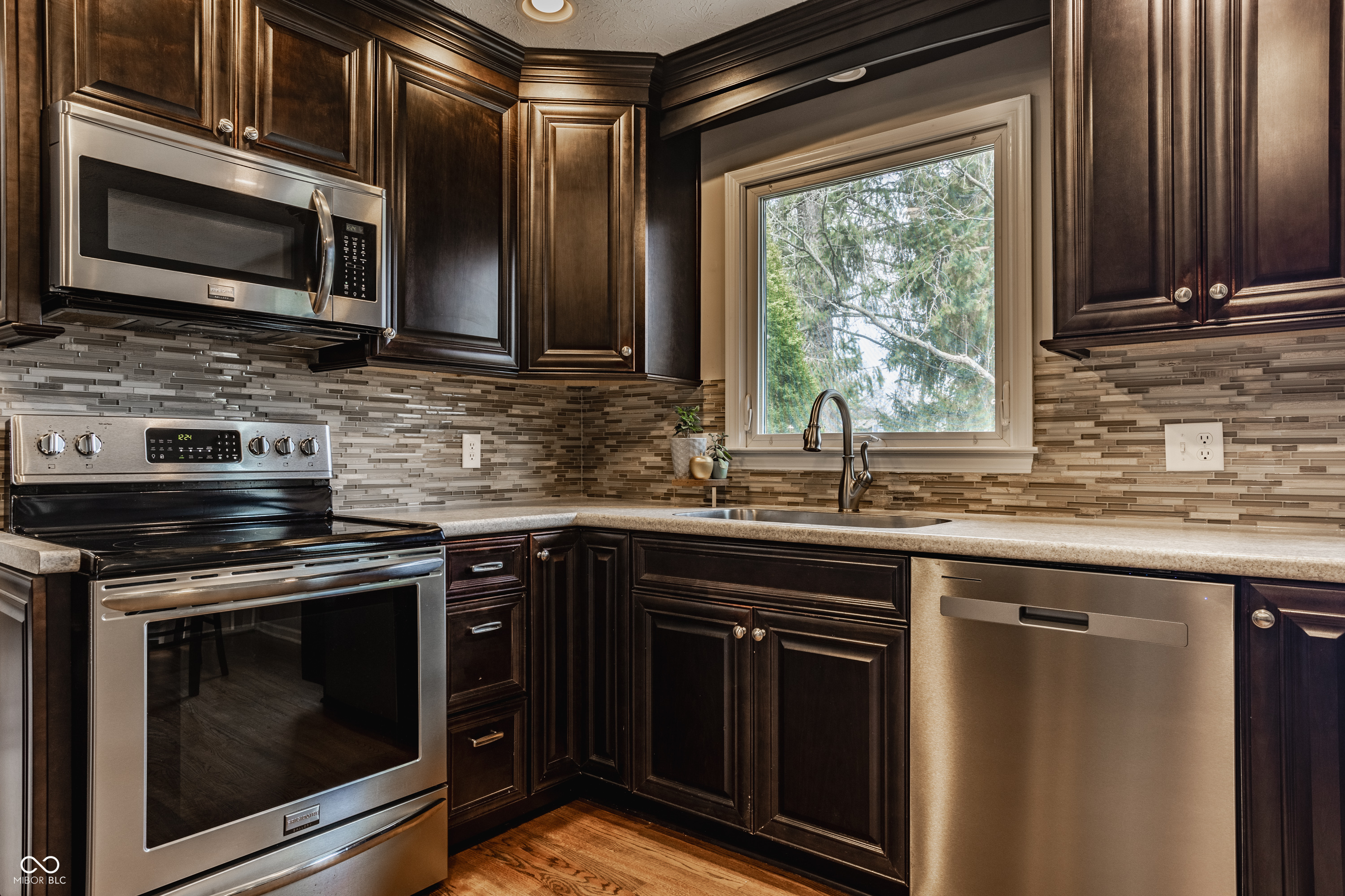 4528 Brookshire Parkway