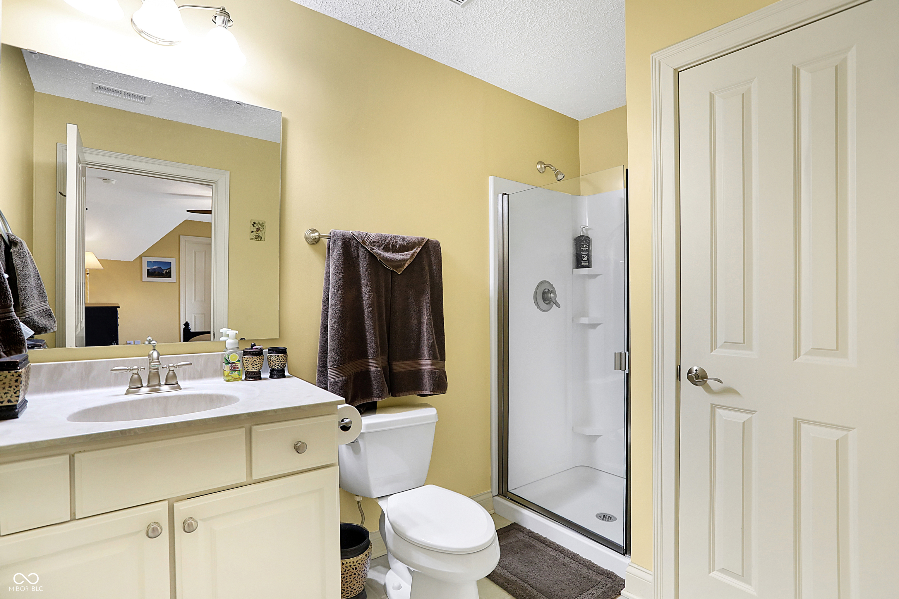 16129 Brookhollow Drive