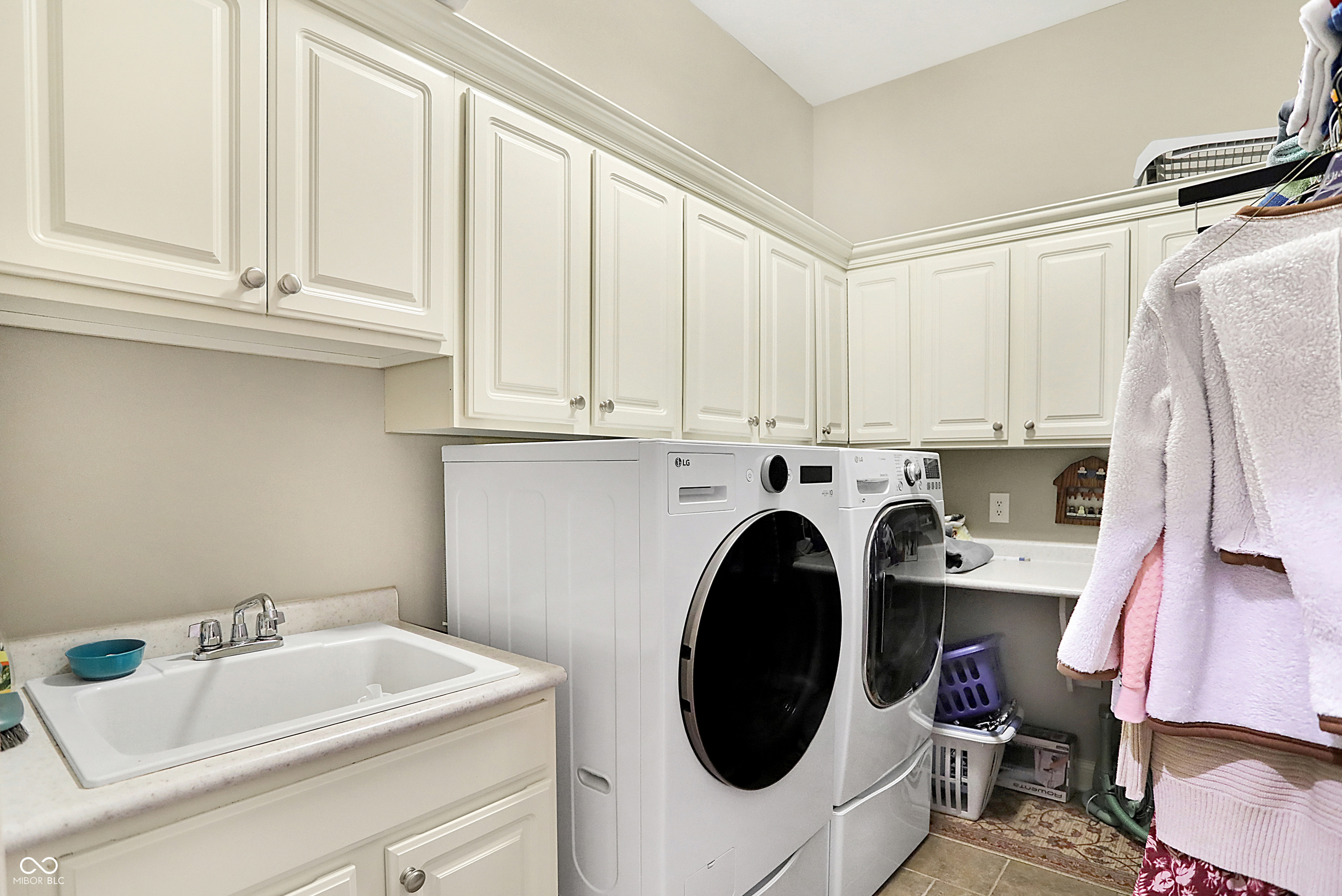 16129 Brookhollow Drive