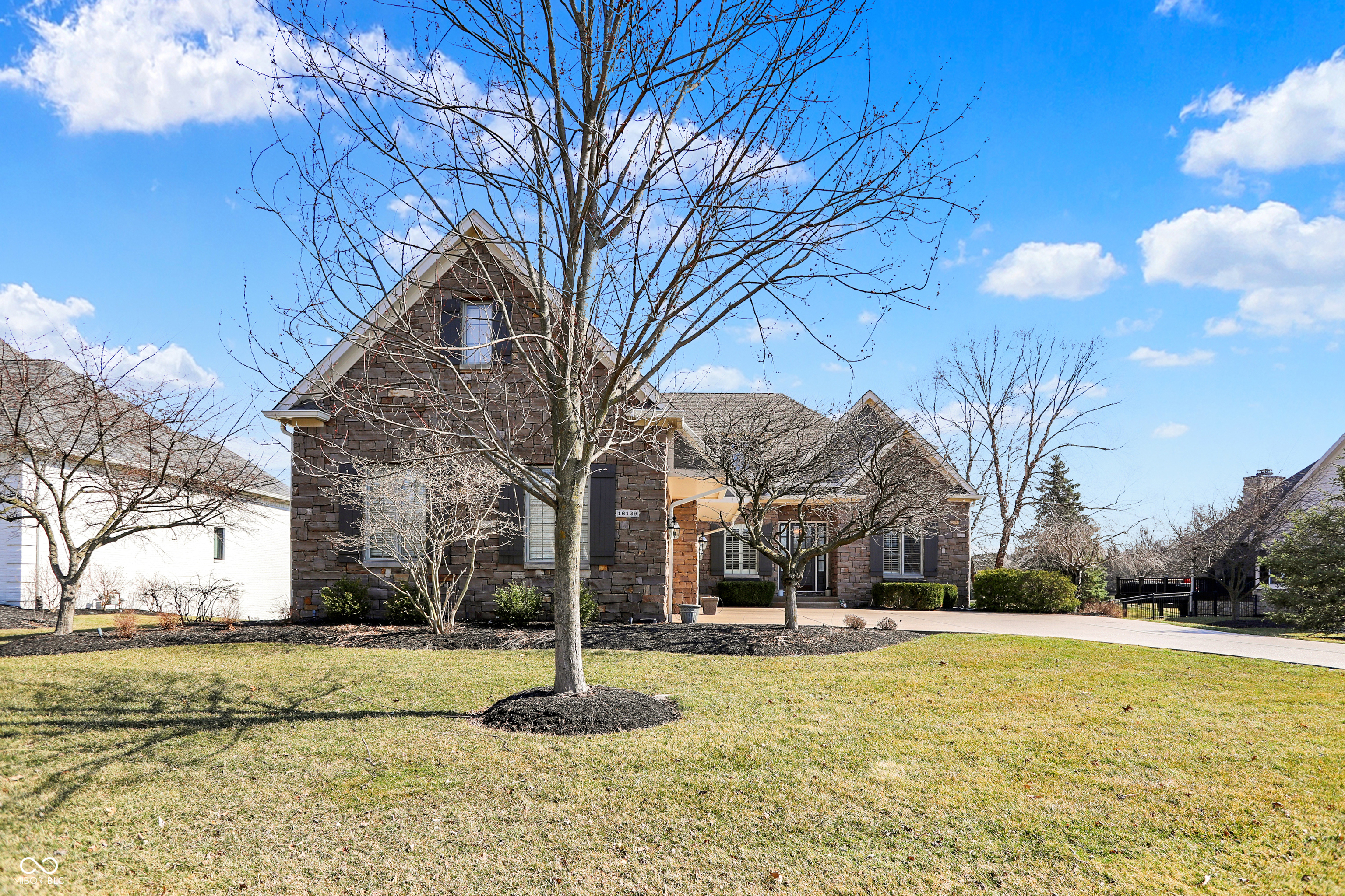 16129 Brookhollow Drive