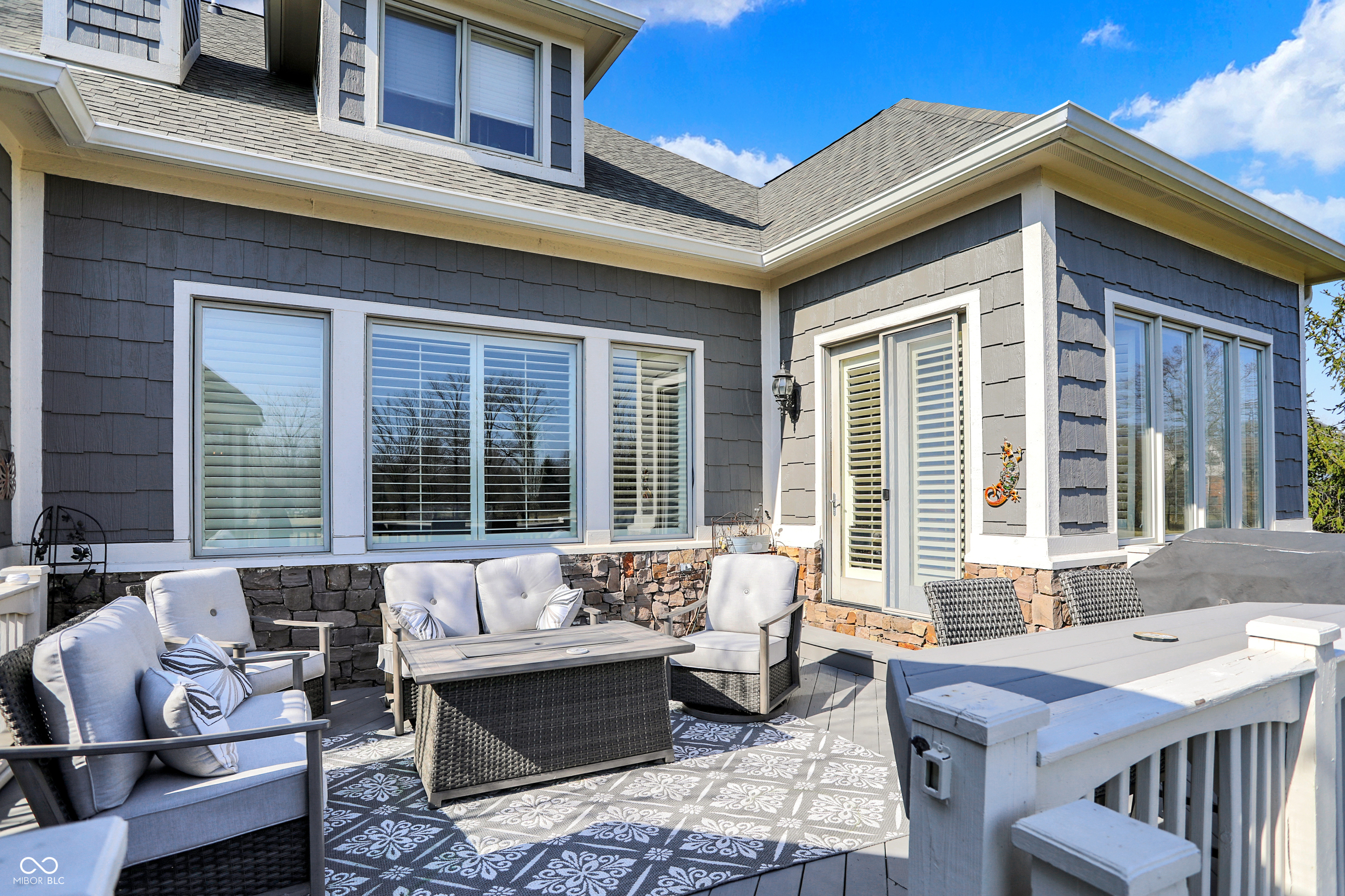 16129 Brookhollow Drive