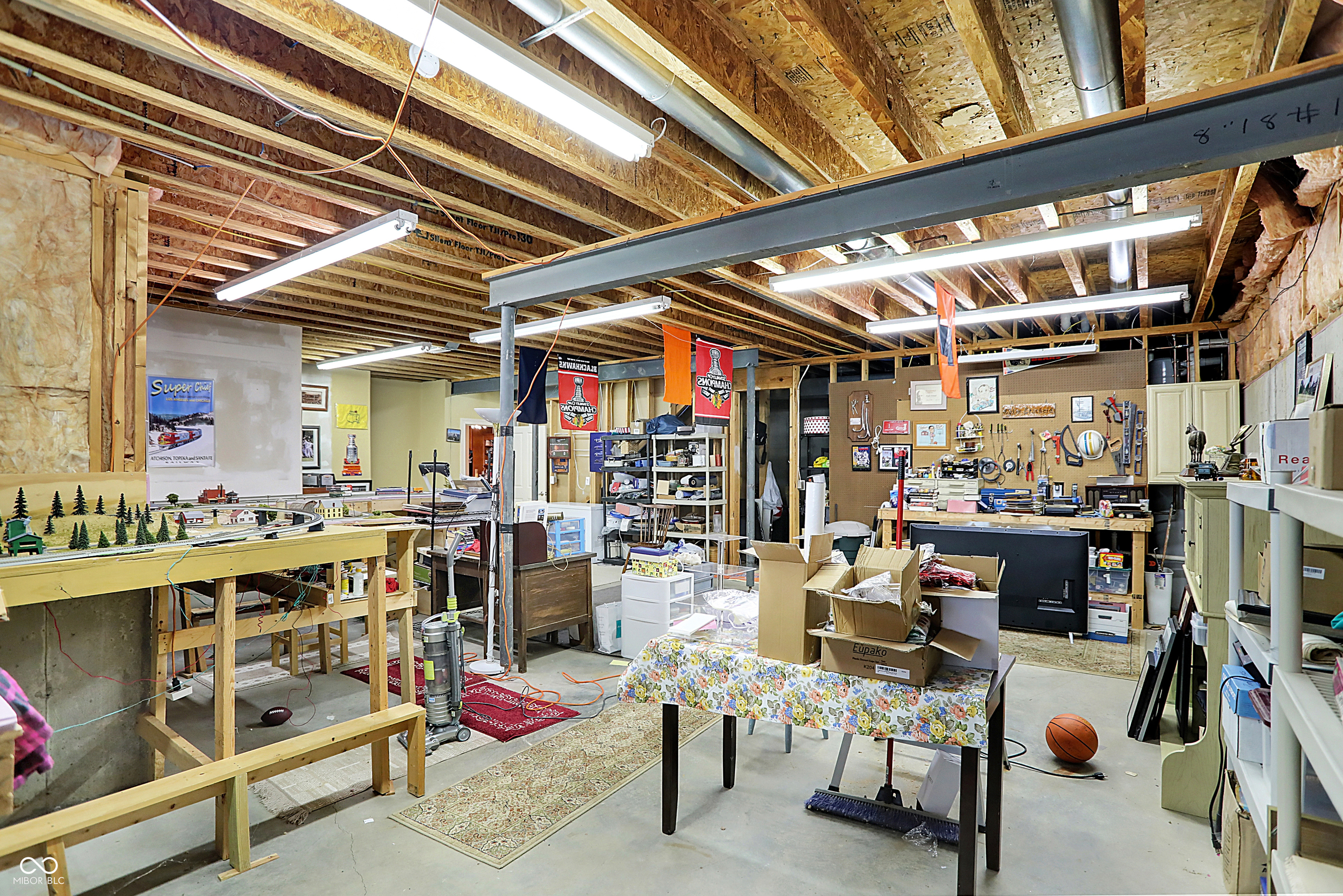 16129 Brookhollow Drive