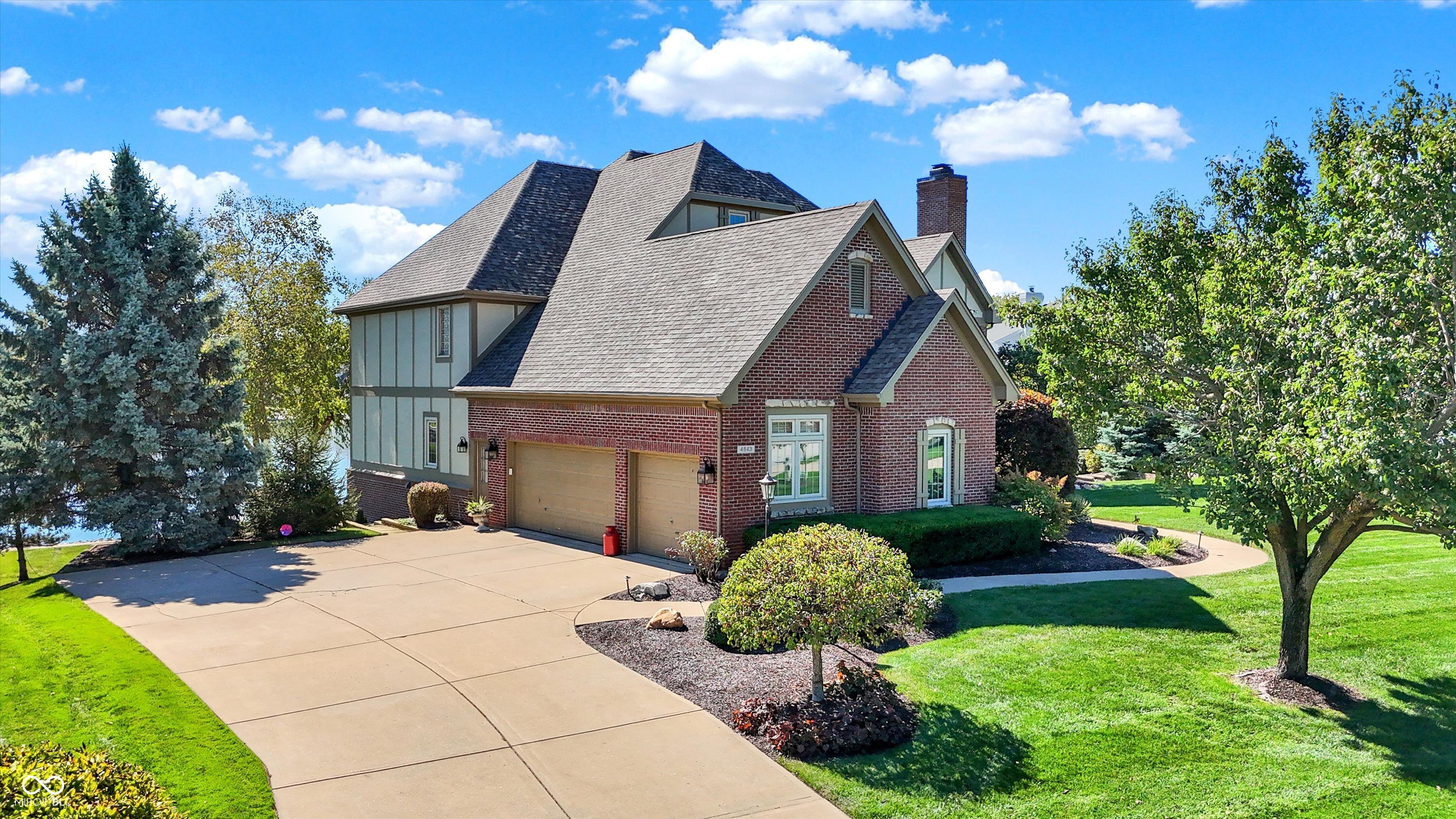 4843 Snowberry Bay Court