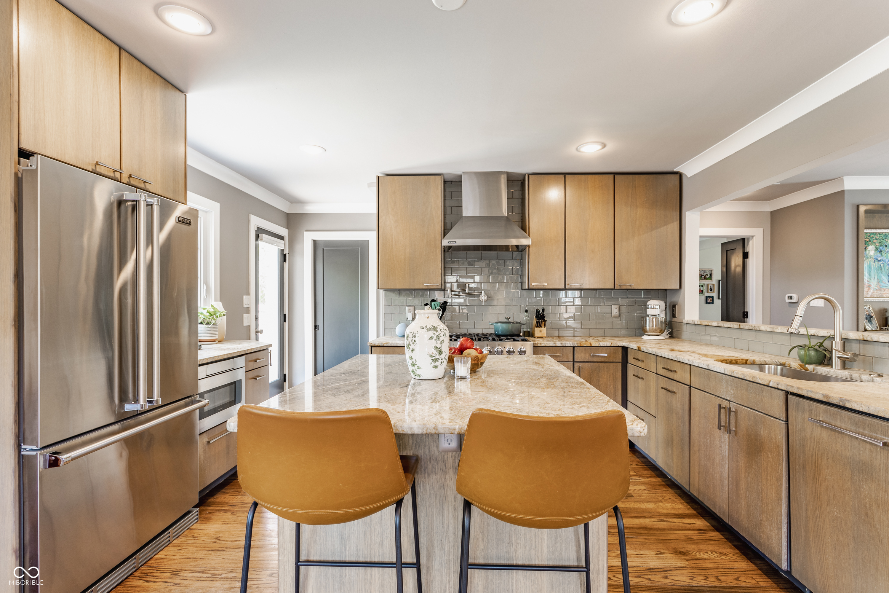 5224 Boulevard Place