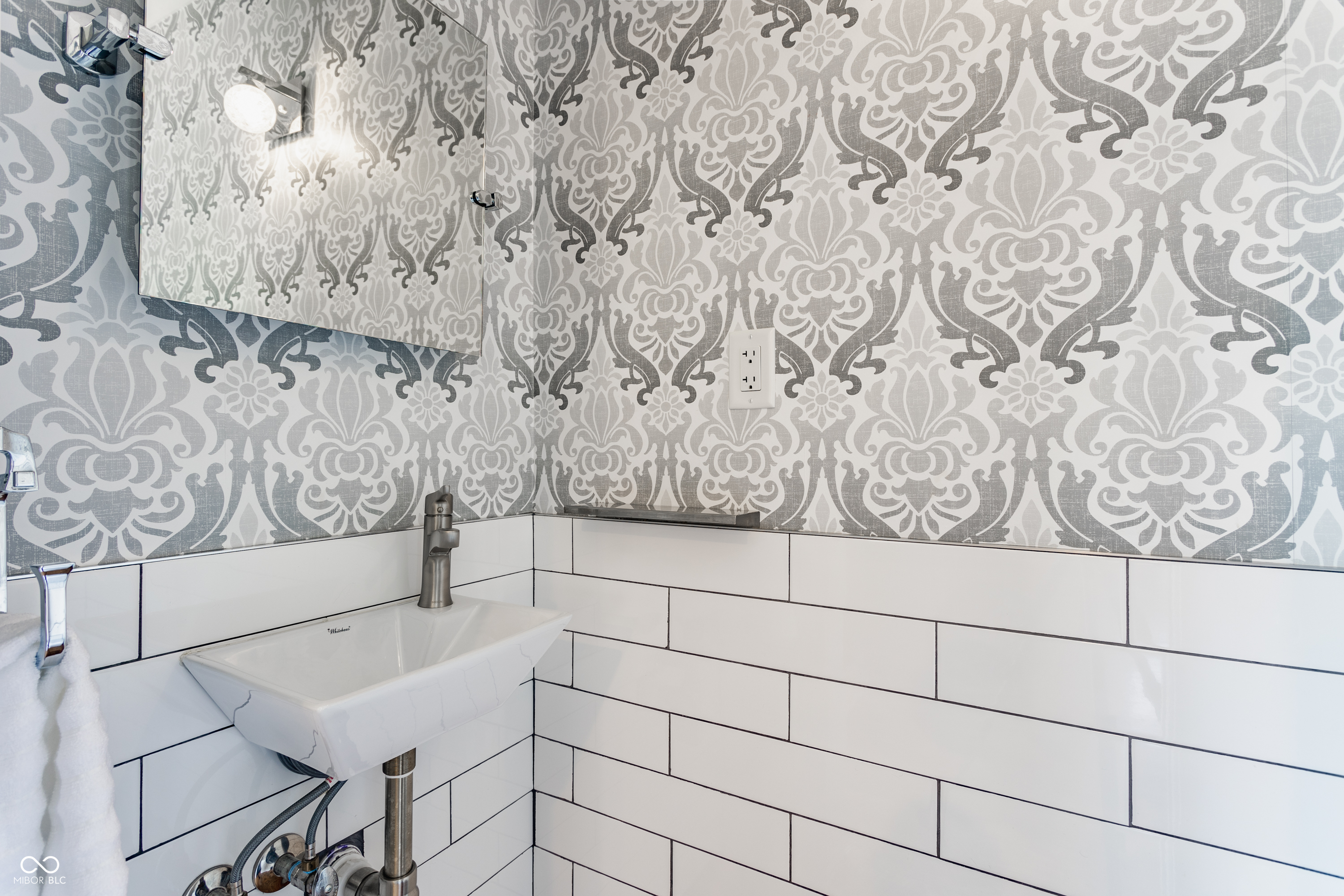 5224 Boulevard Place