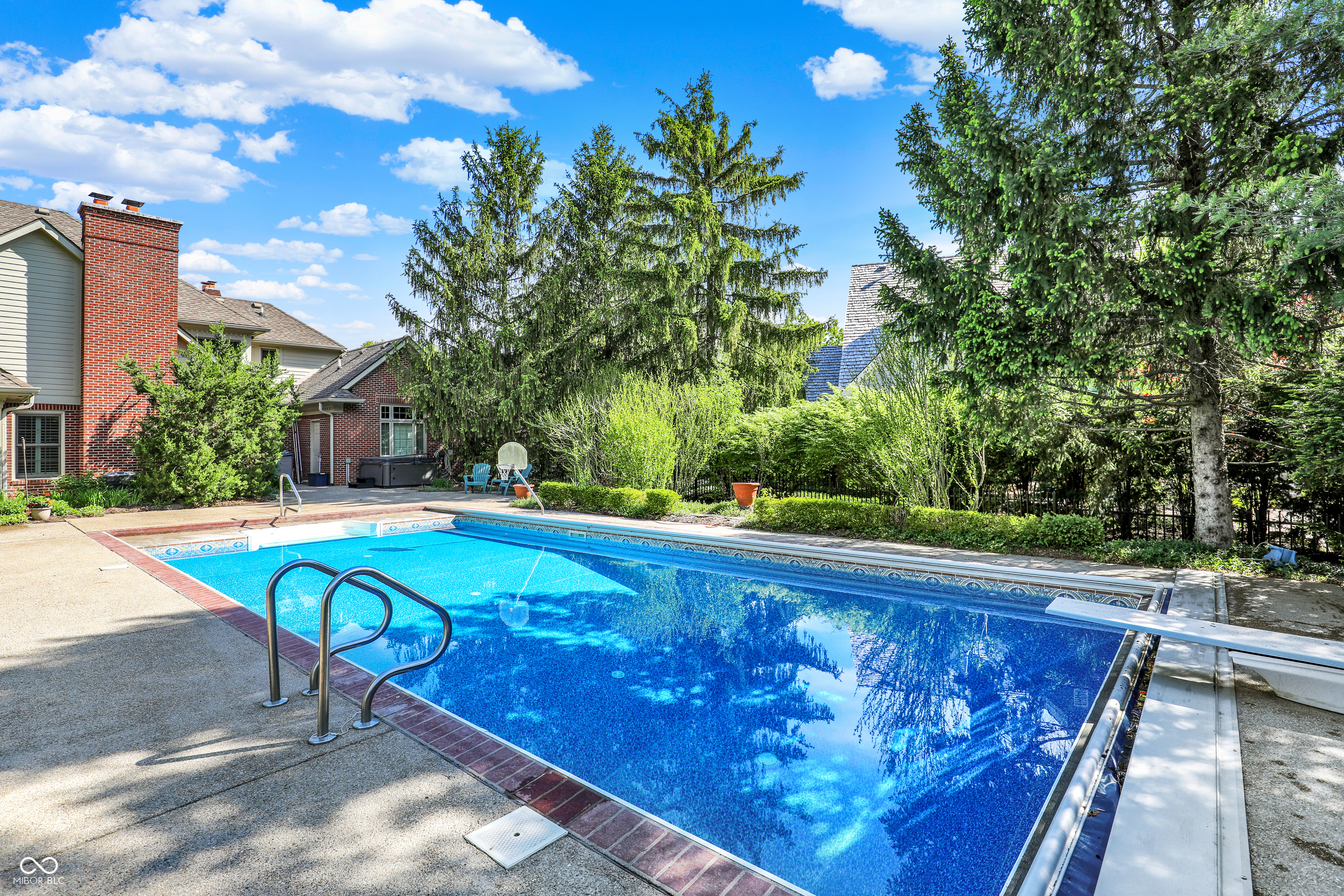 13827 Driftwood Drive