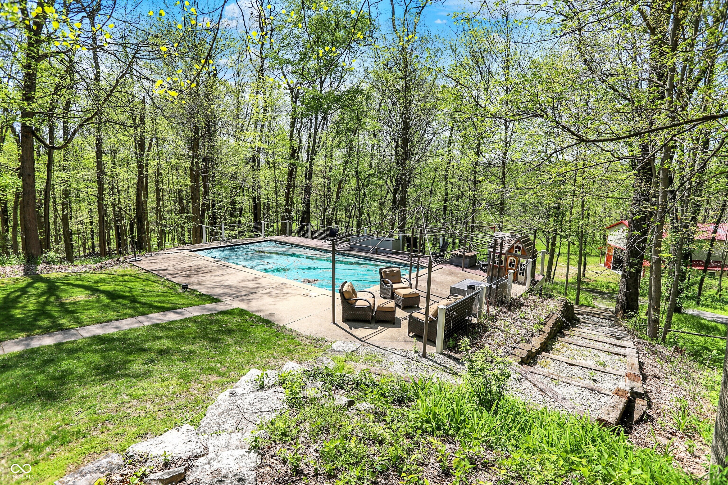 8820 Mud Creek Road