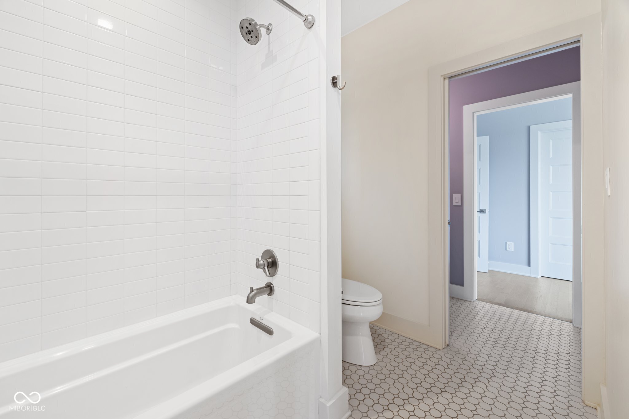 20400 Chatham Hills Boulevard