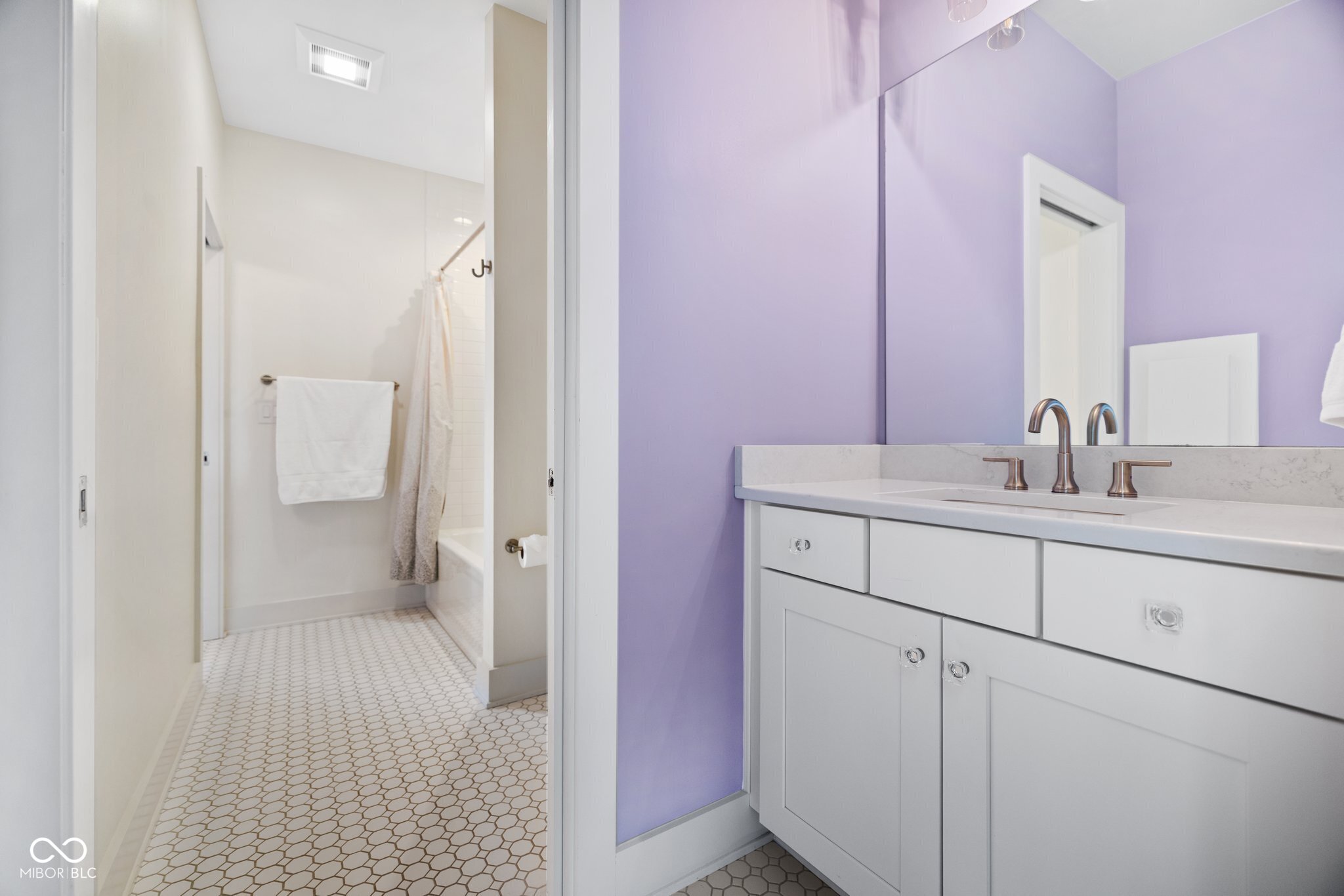 20400 Chatham Hills Boulevard