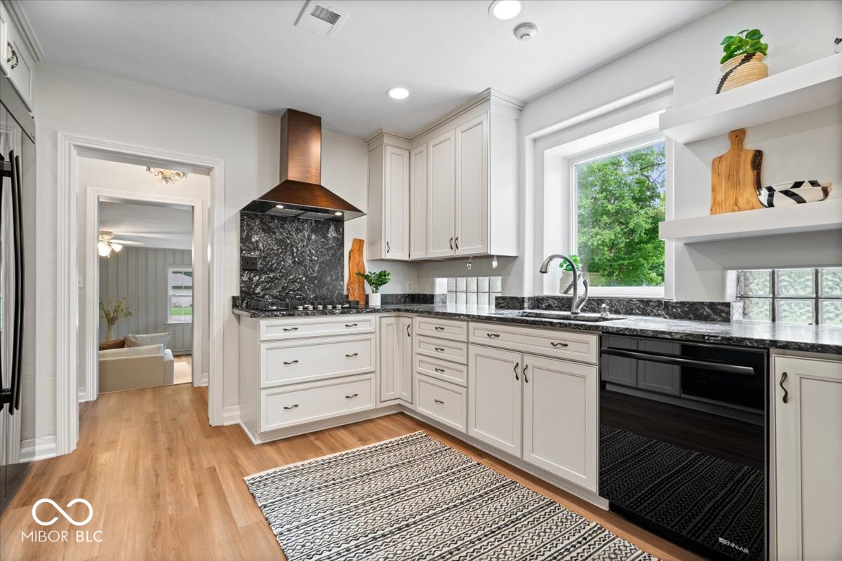 8100 N Meridian Street