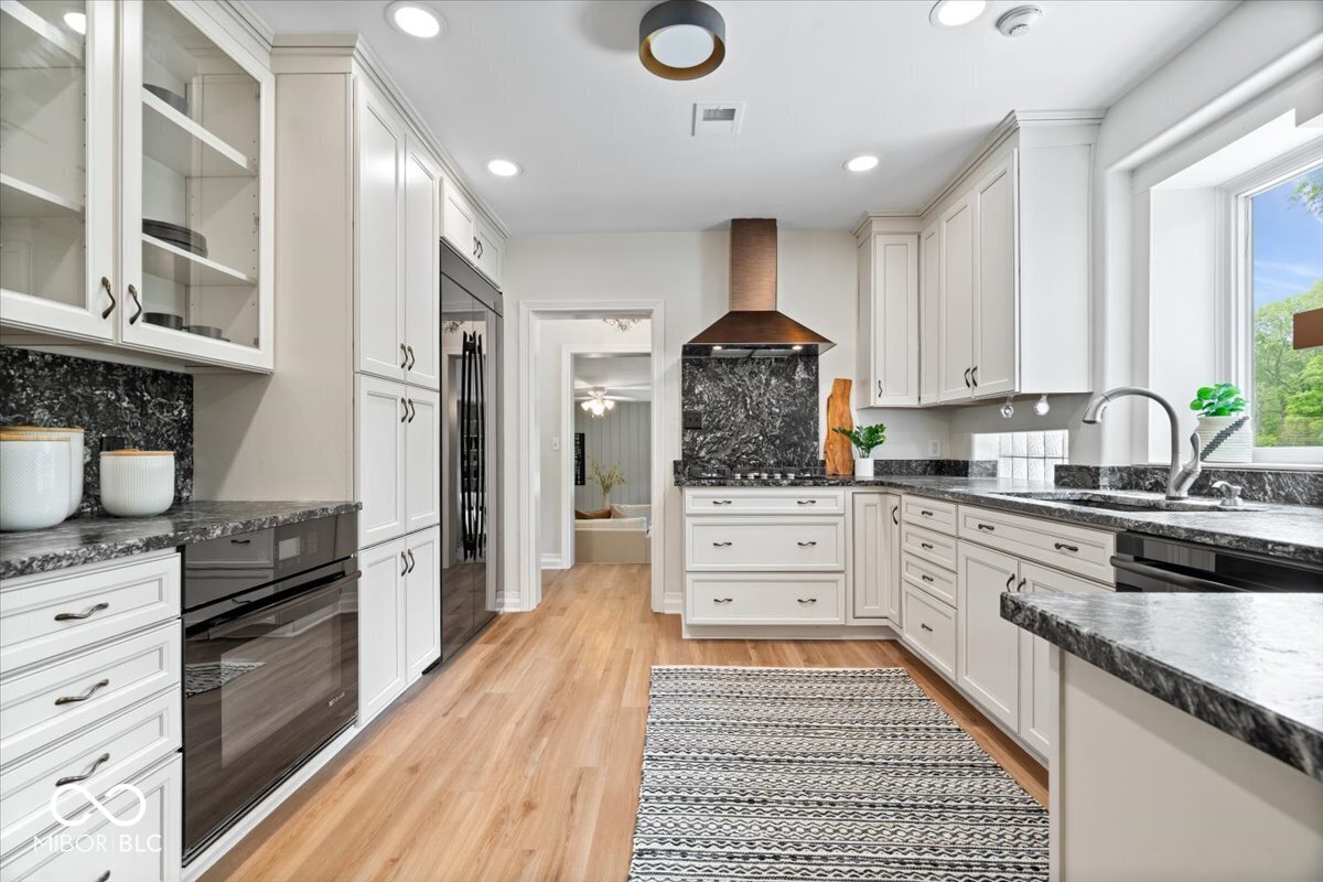 8100 N Meridian Street