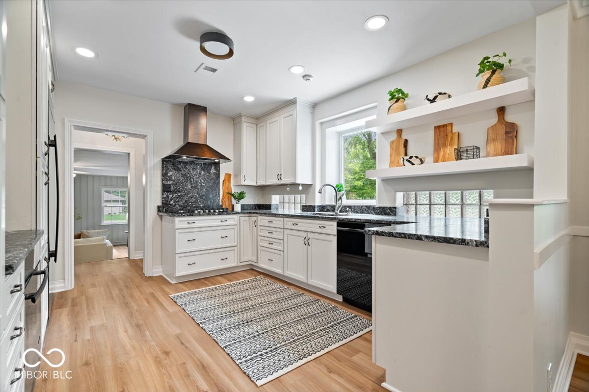 8100 N Meridian Street