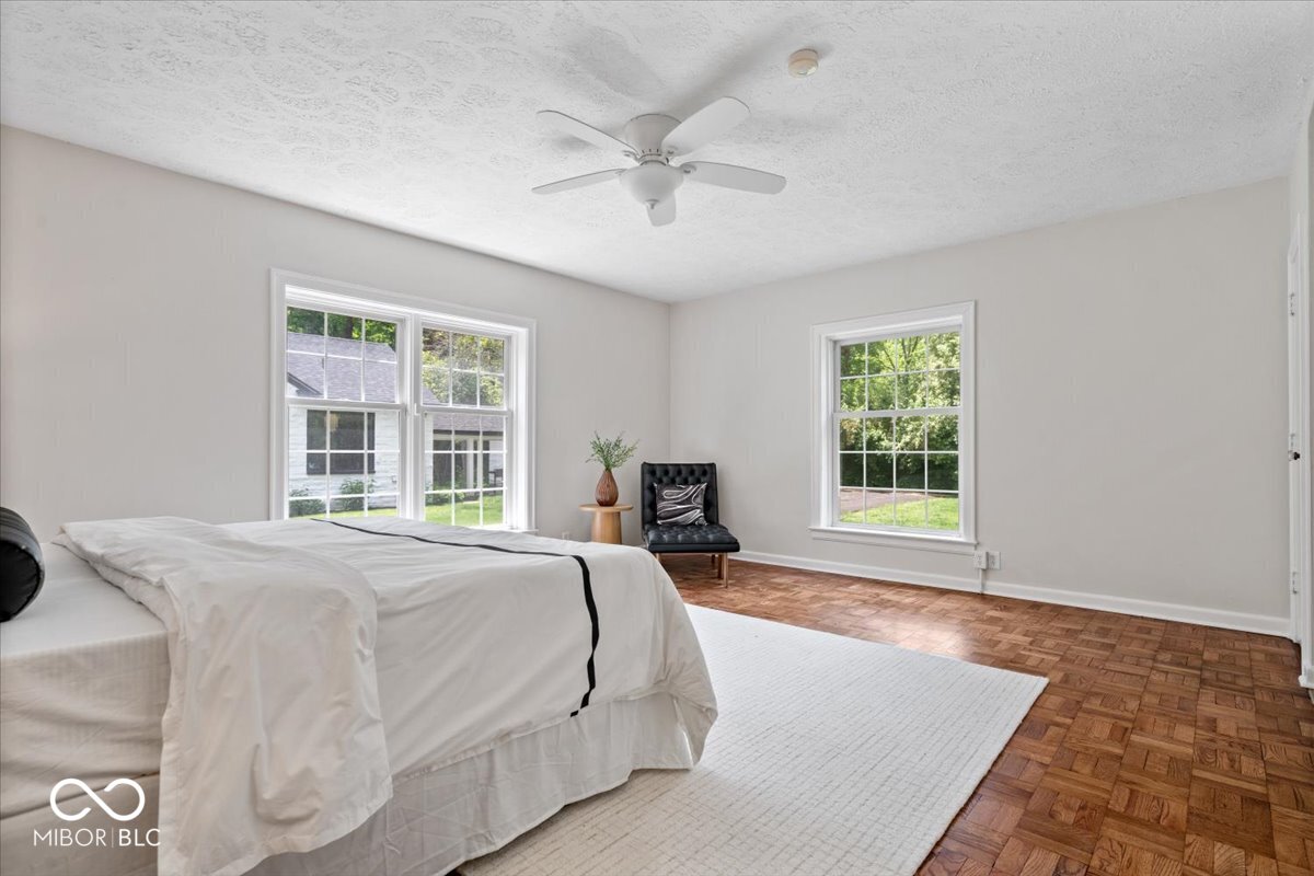 8100 N Meridian Street