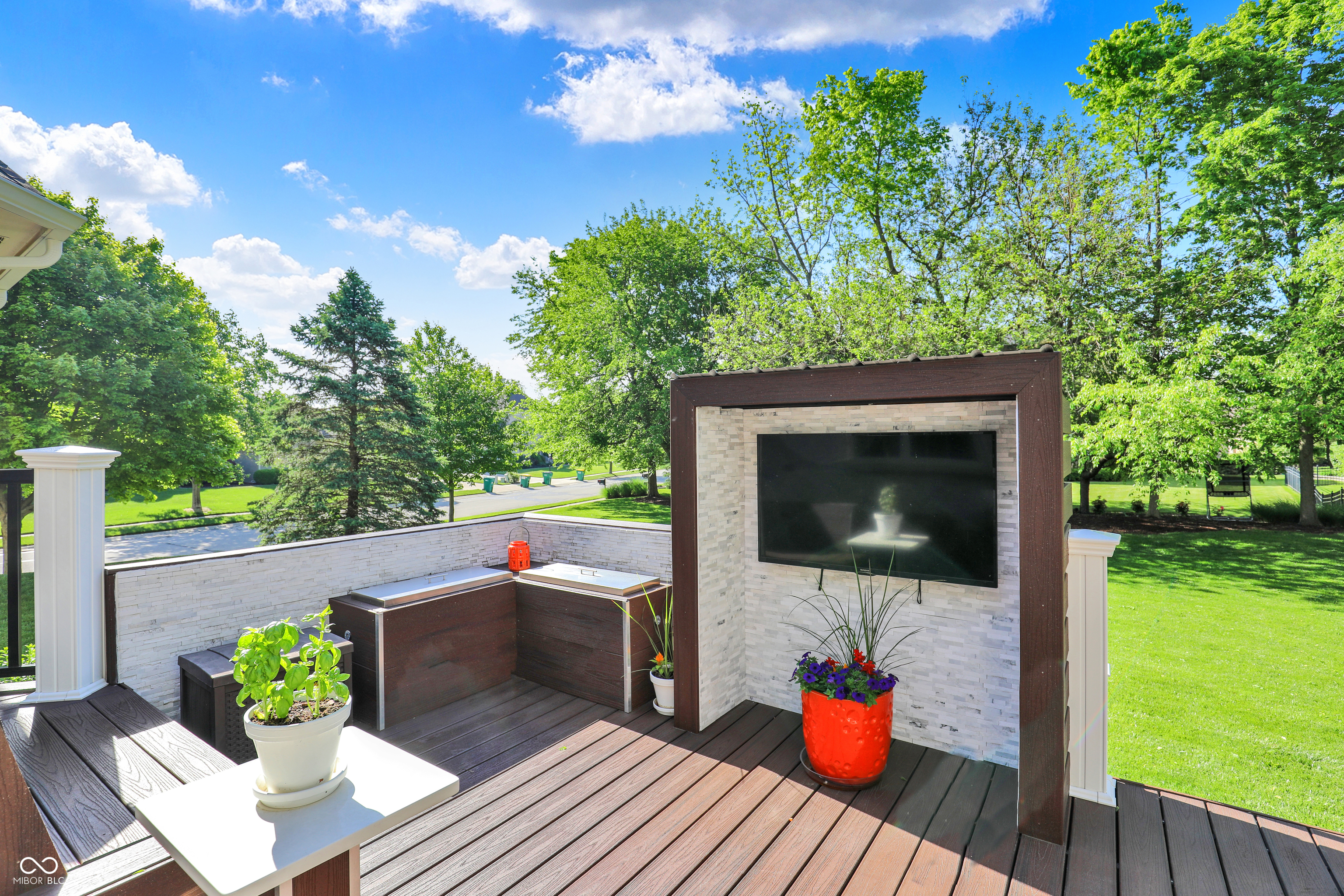 16316 Brookhollow Drive