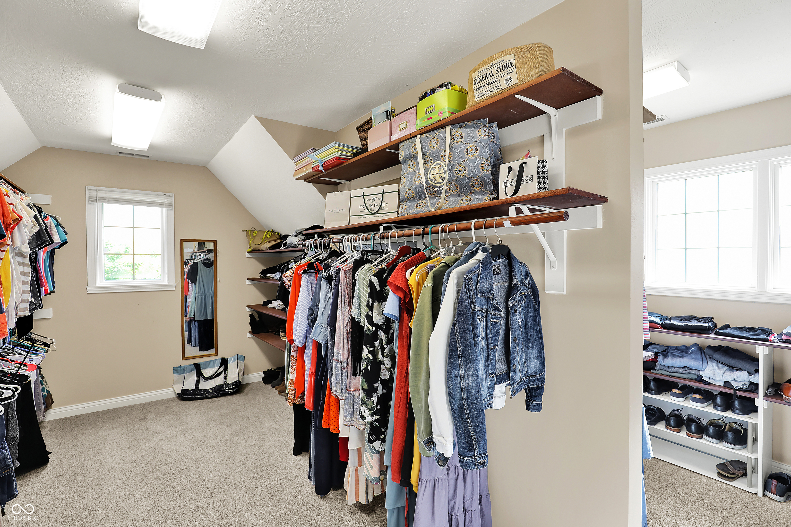 16316 Brookhollow Drive