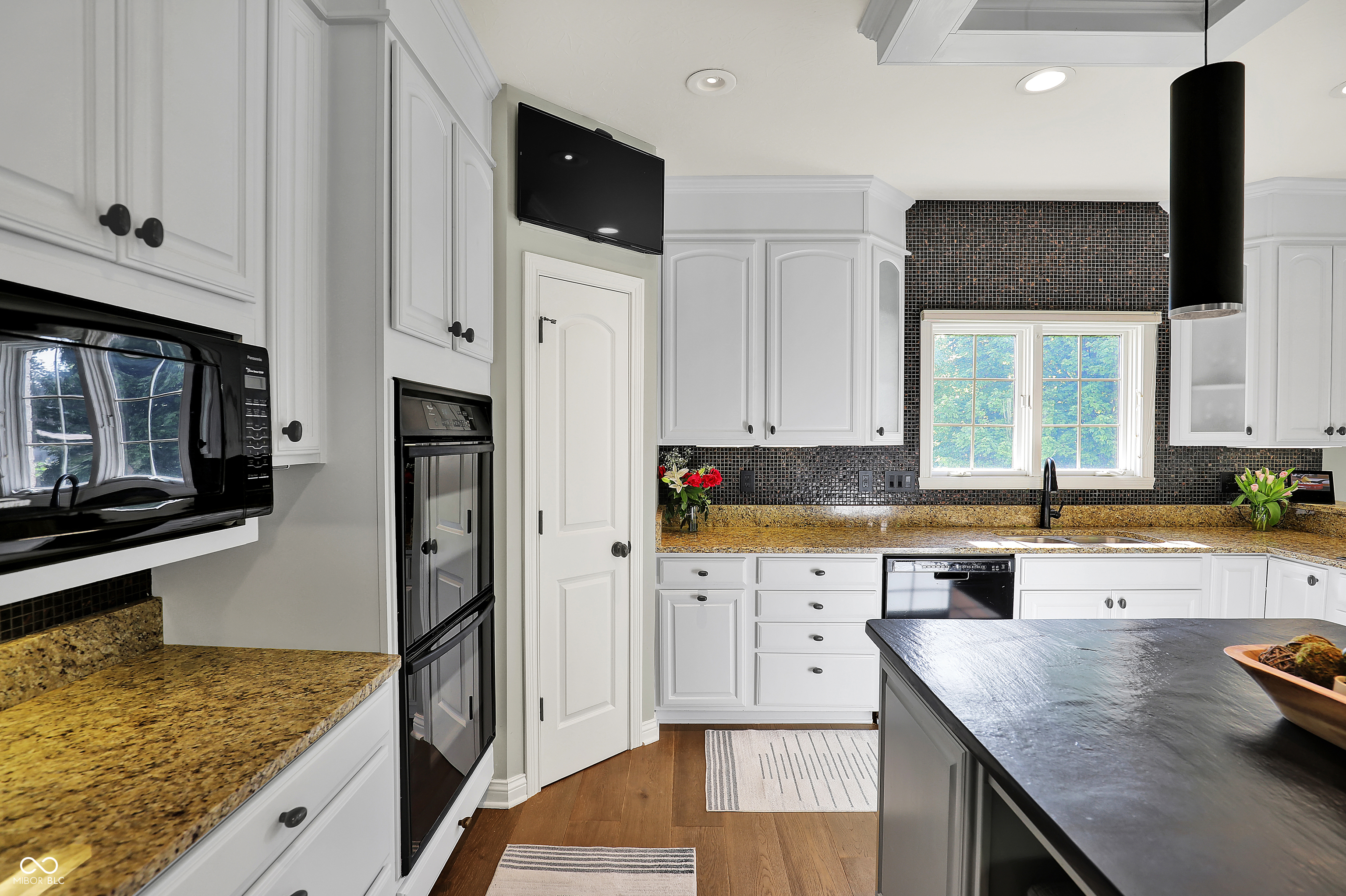 16316 Brookhollow Drive