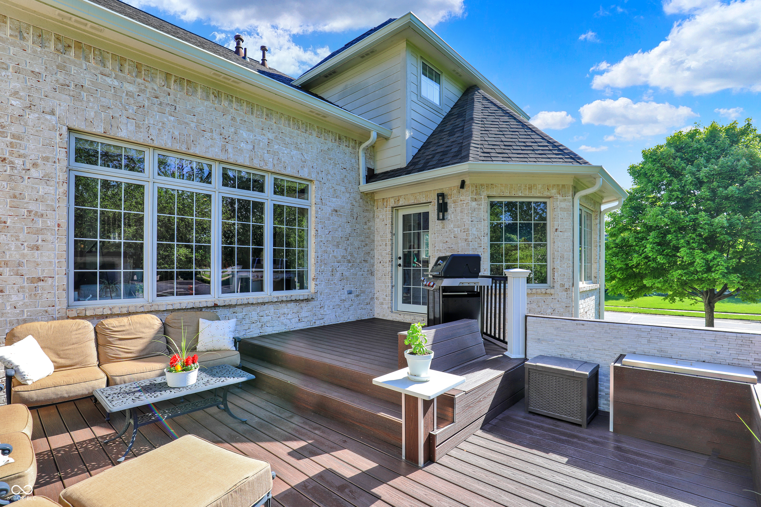 16316 Brookhollow Drive