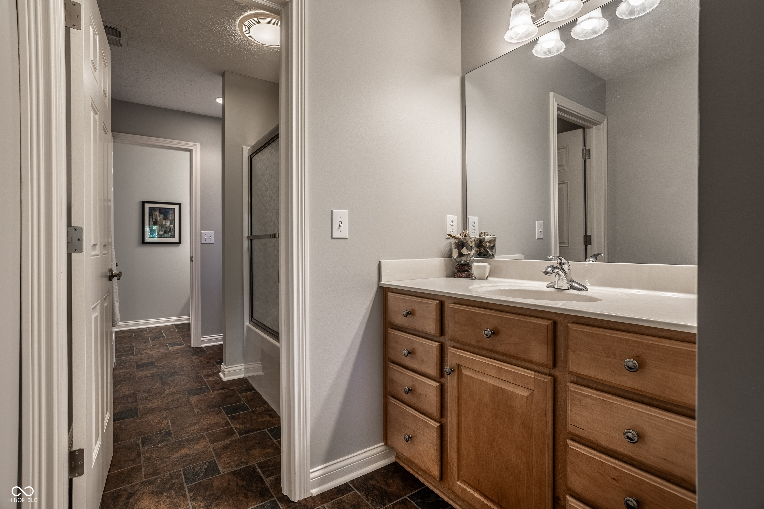 6649 Braemar Avenue S