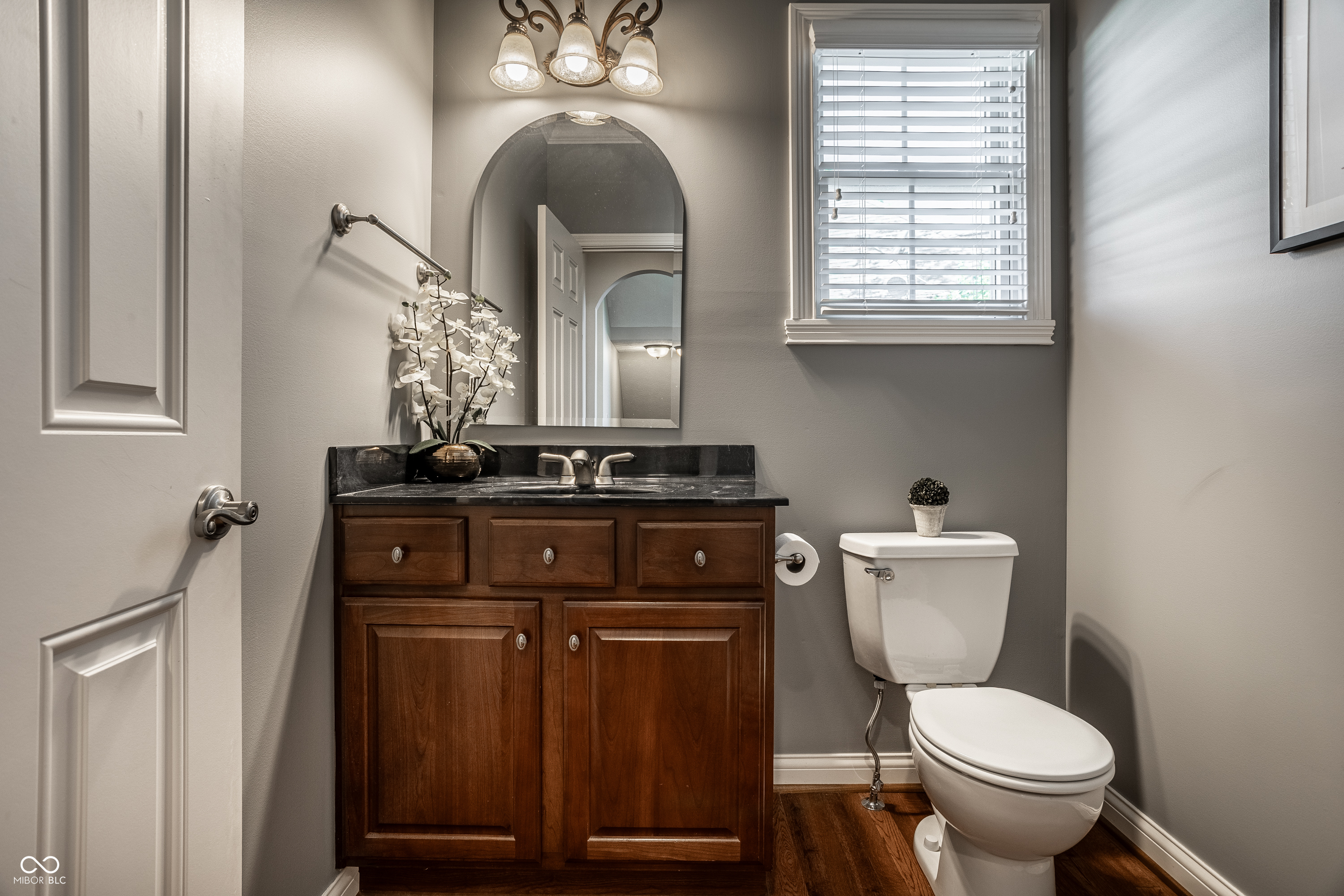 6649 Braemar Avenue S