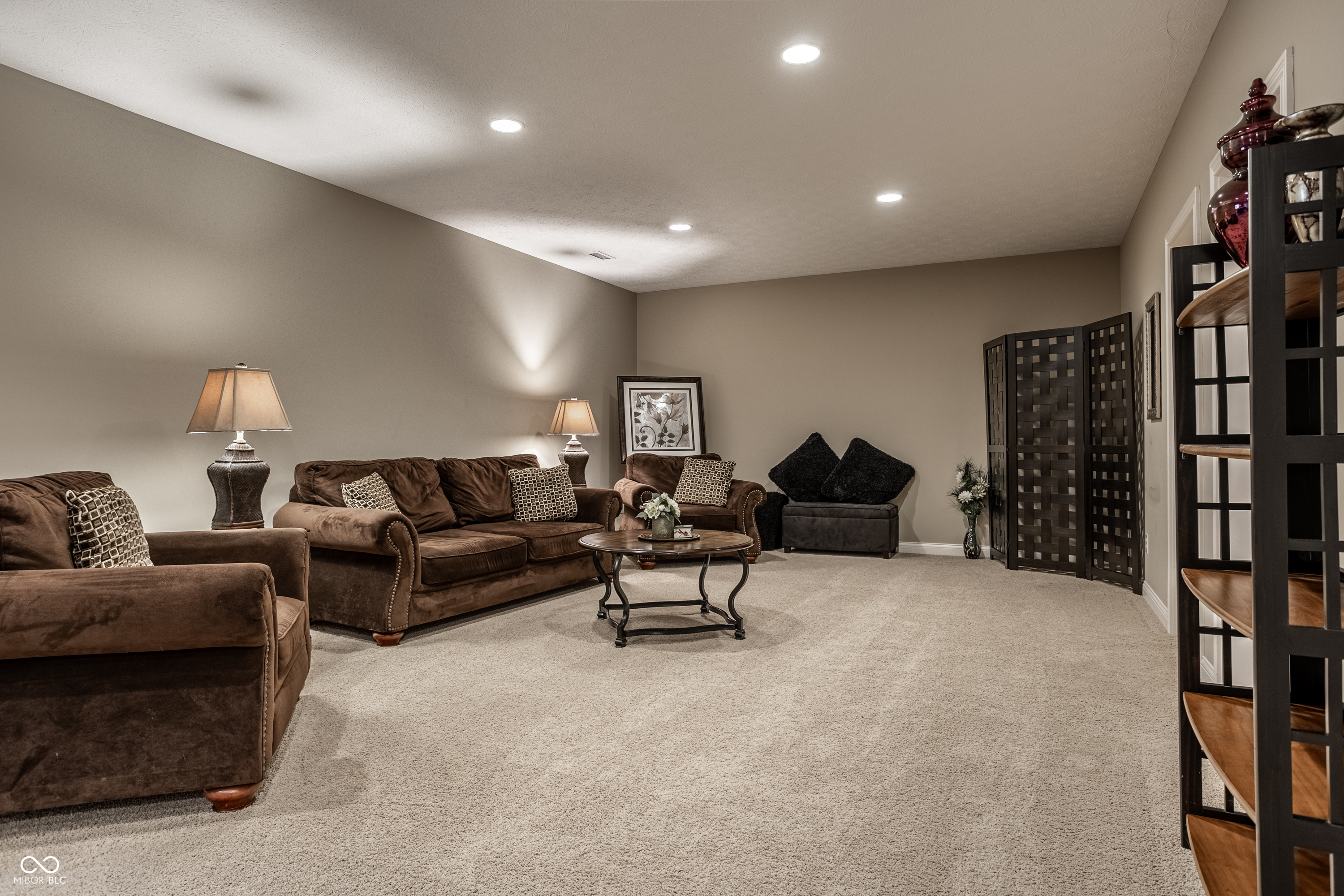 6649 Braemar Avenue S