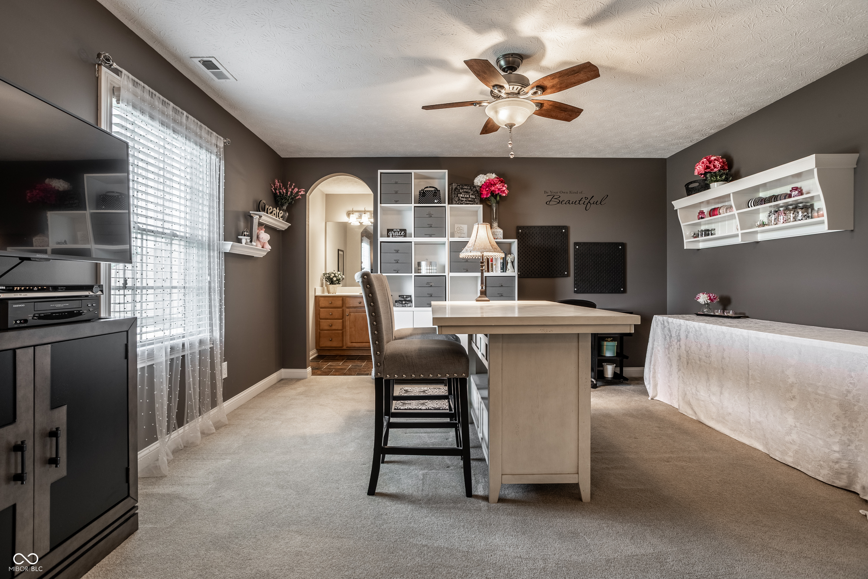 6649 Braemar Avenue S