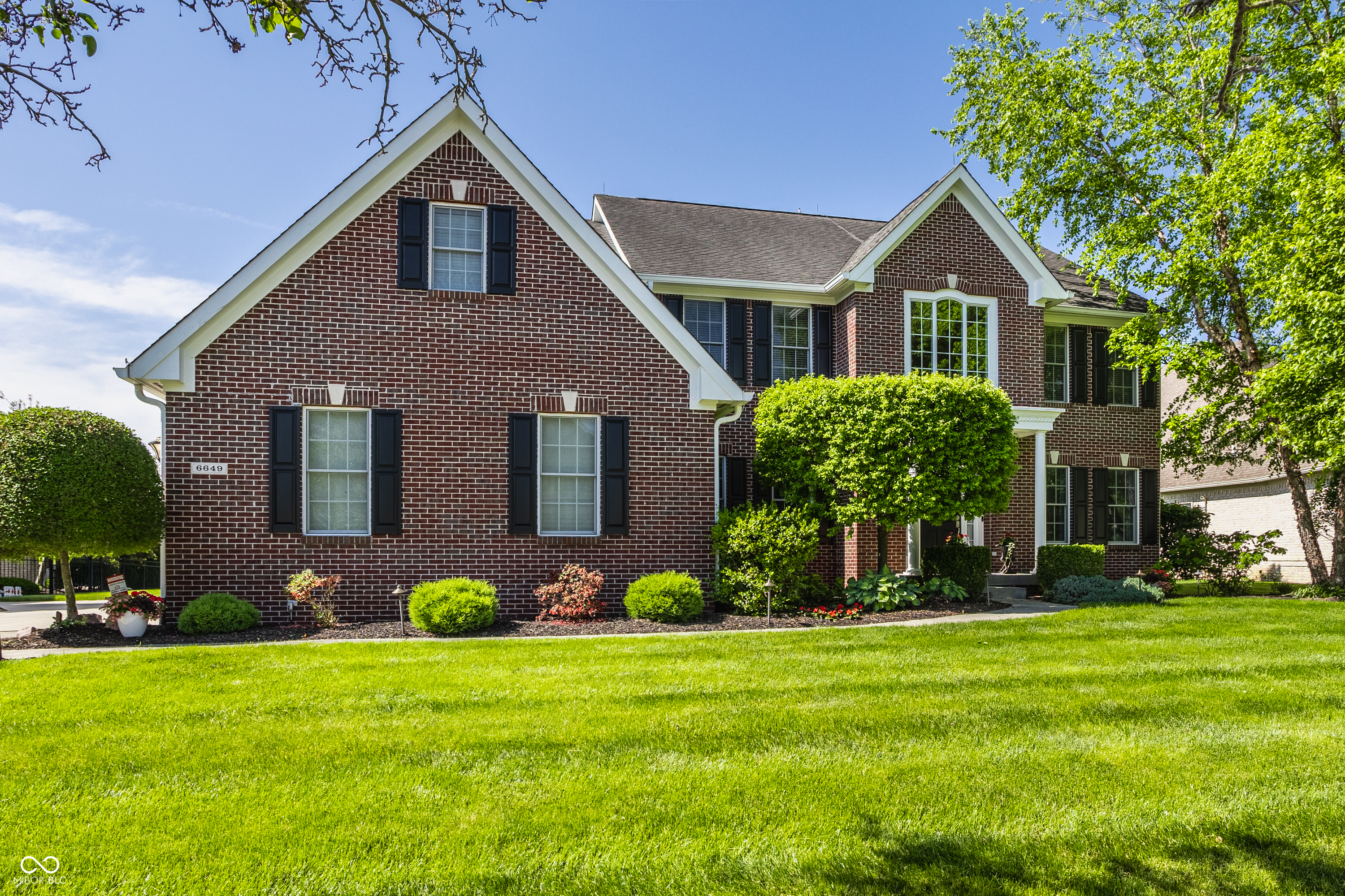 6649 Braemar Avenue S