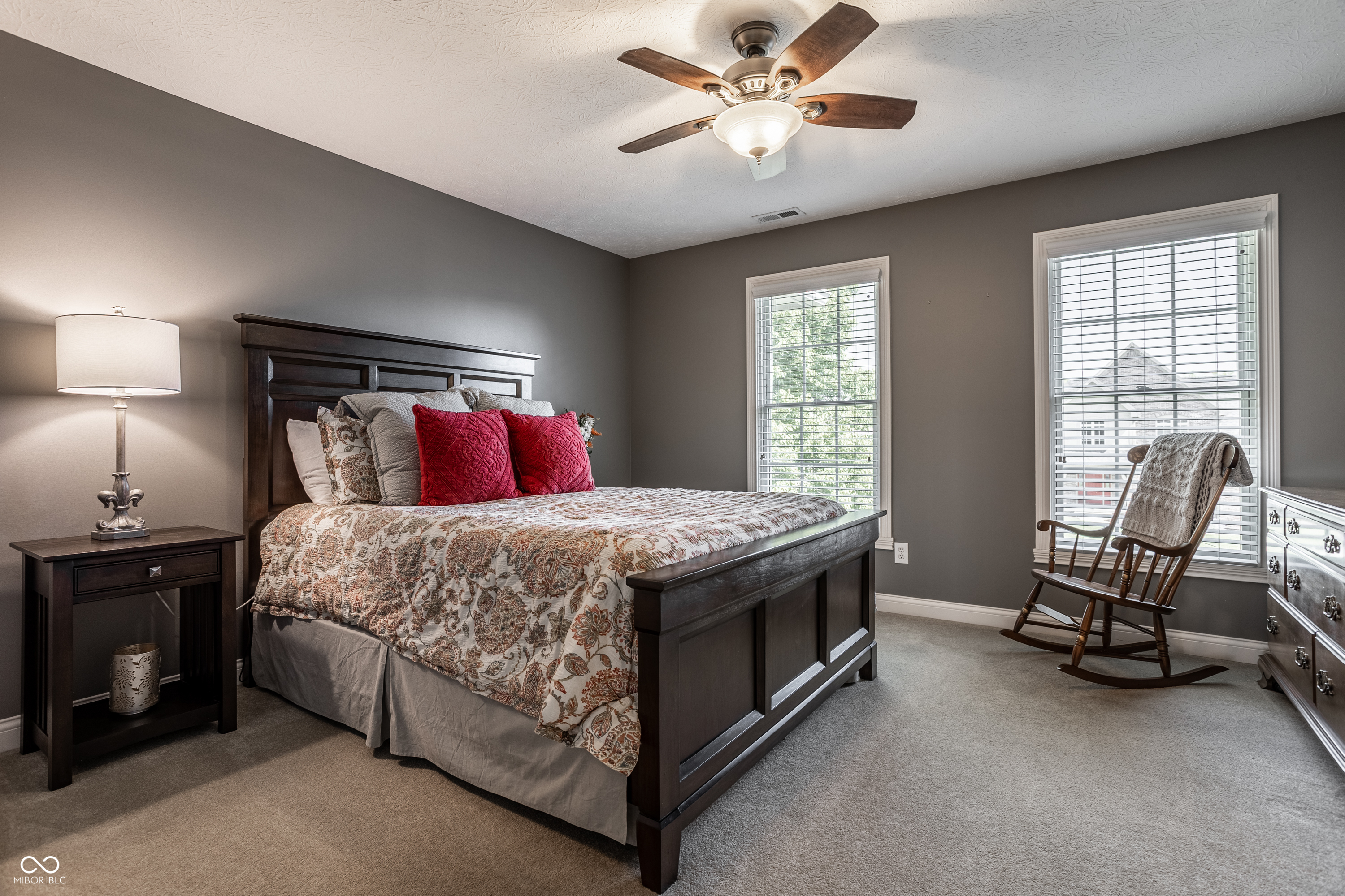 6649 Braemar Avenue S