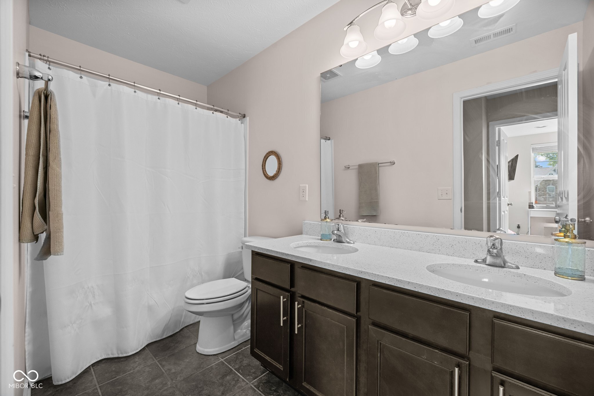 15047 Glenmoor Circle