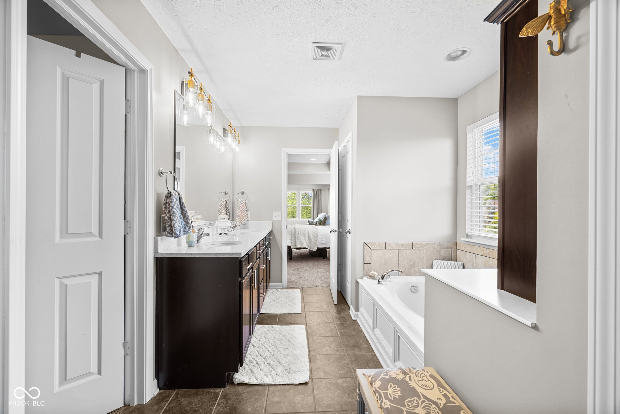 15047 Glenmoor Circle