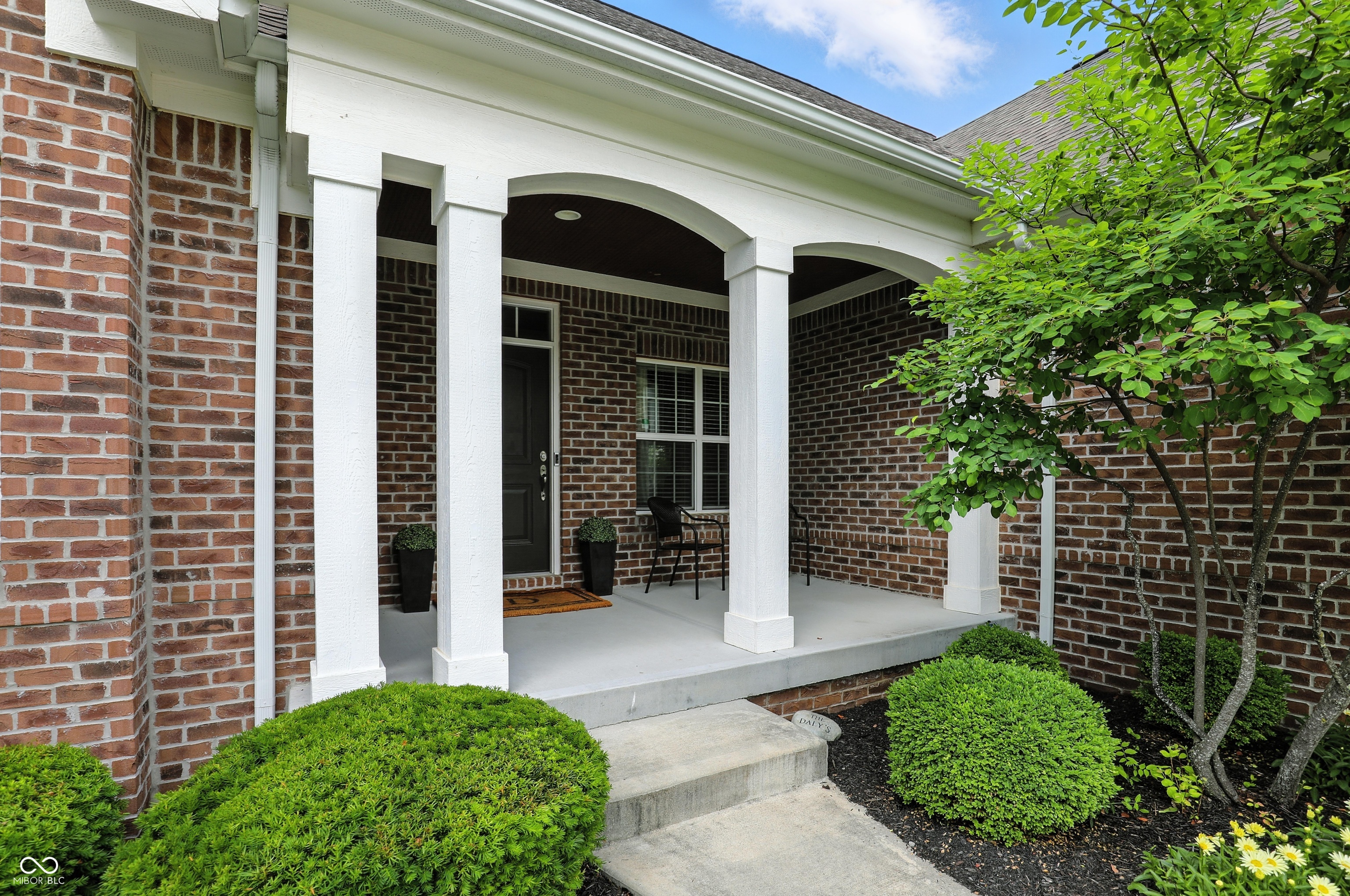 15410 Mission Hills Drive