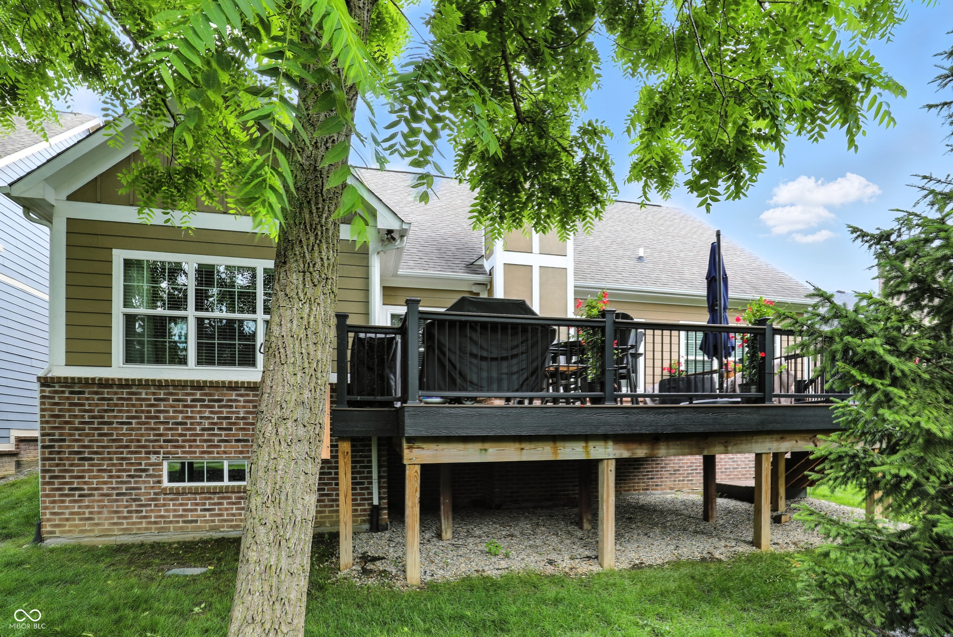 15410 Mission Hills Drive