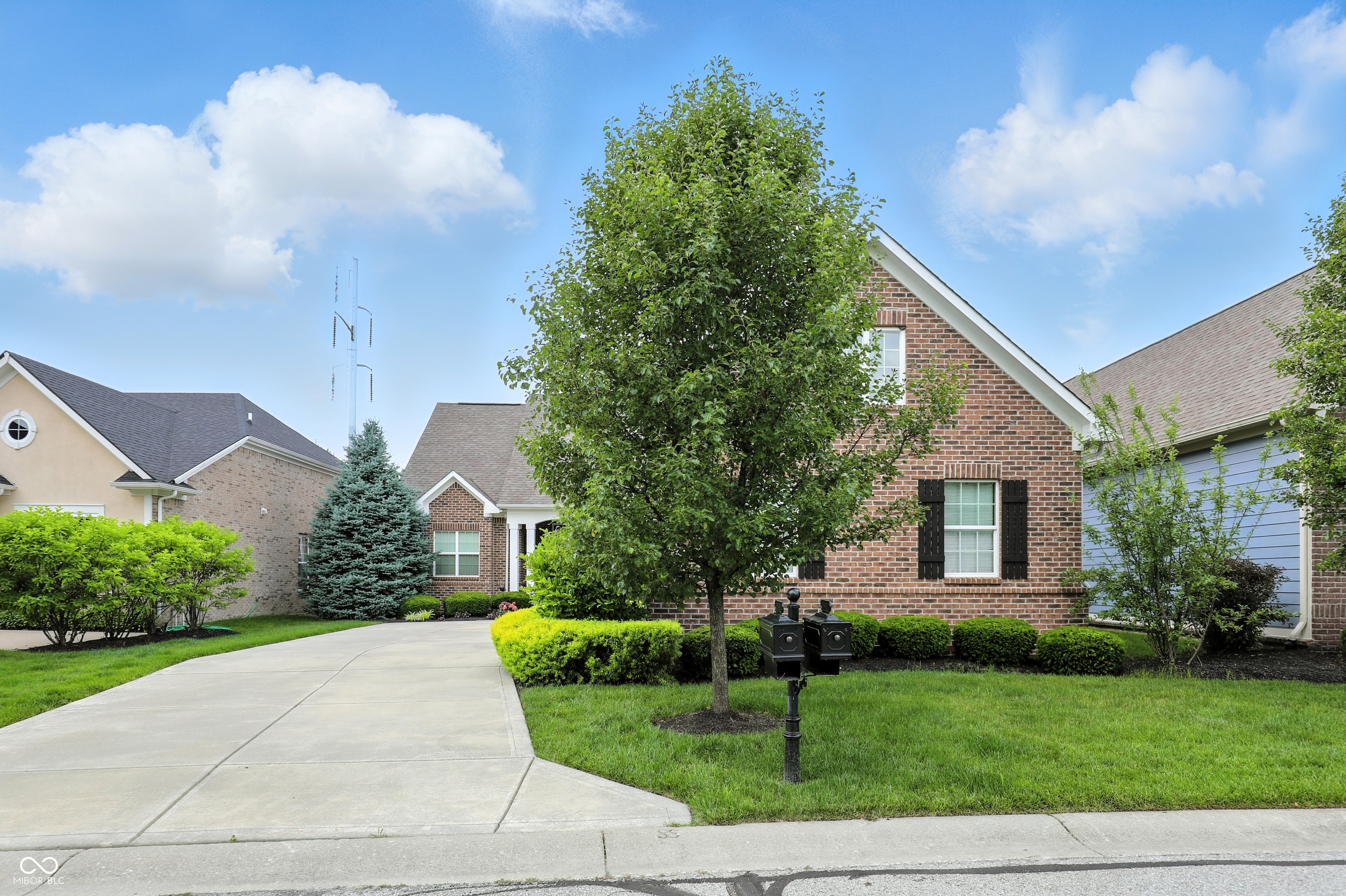 15410 Mission Hills Drive