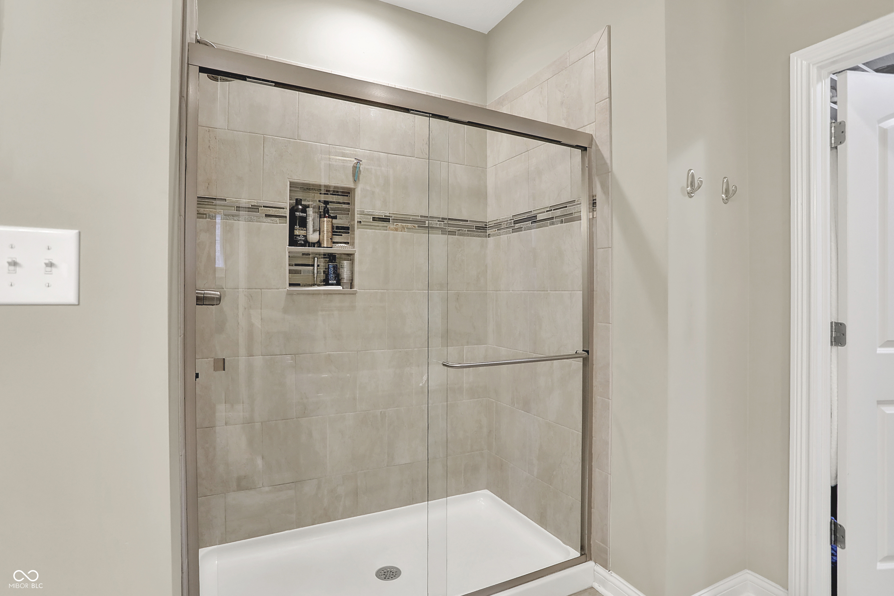 15410 Mission Hills Drive