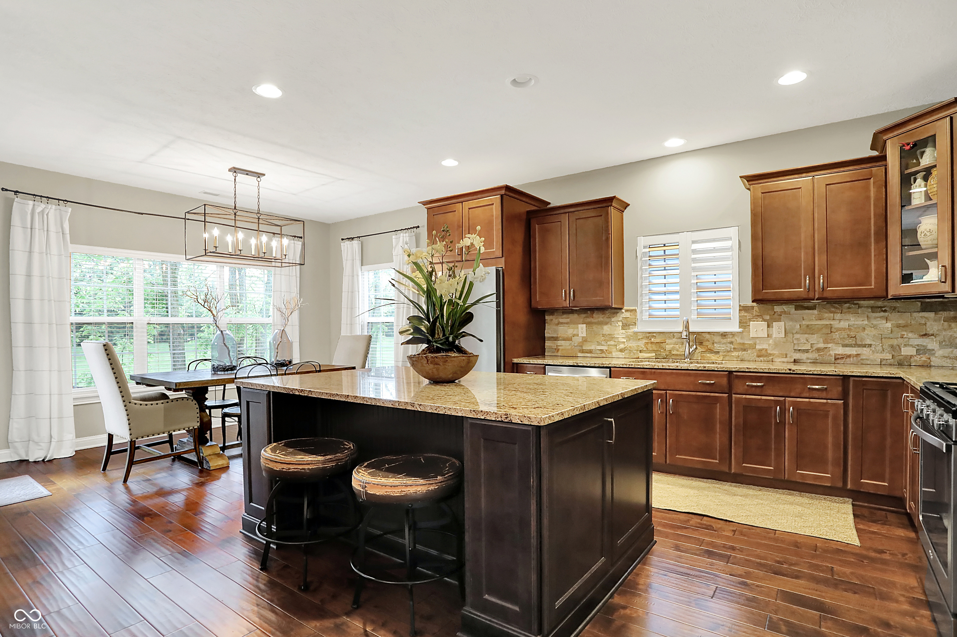 15410 Mission Hills Drive