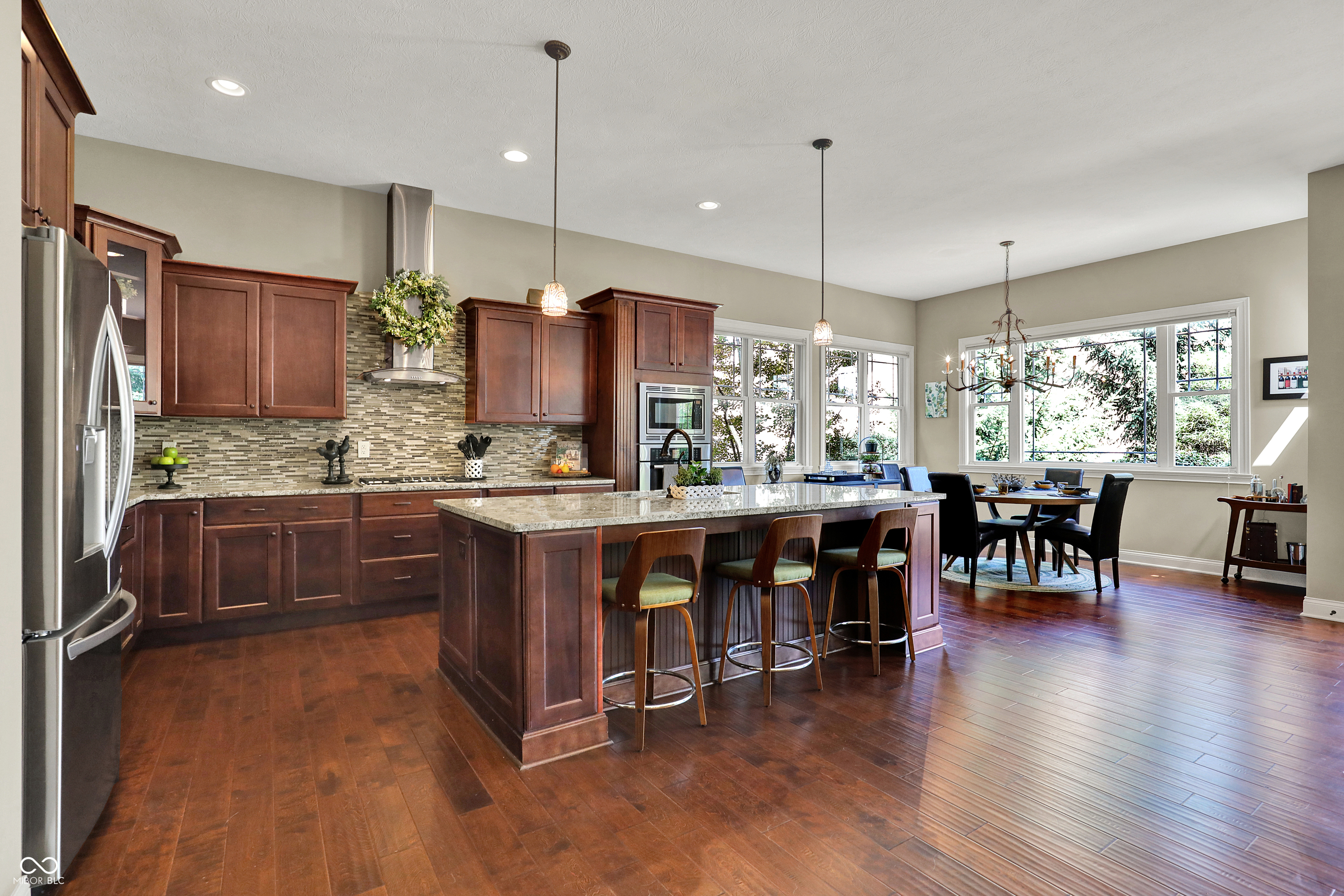 15529 Mission Hills Drive