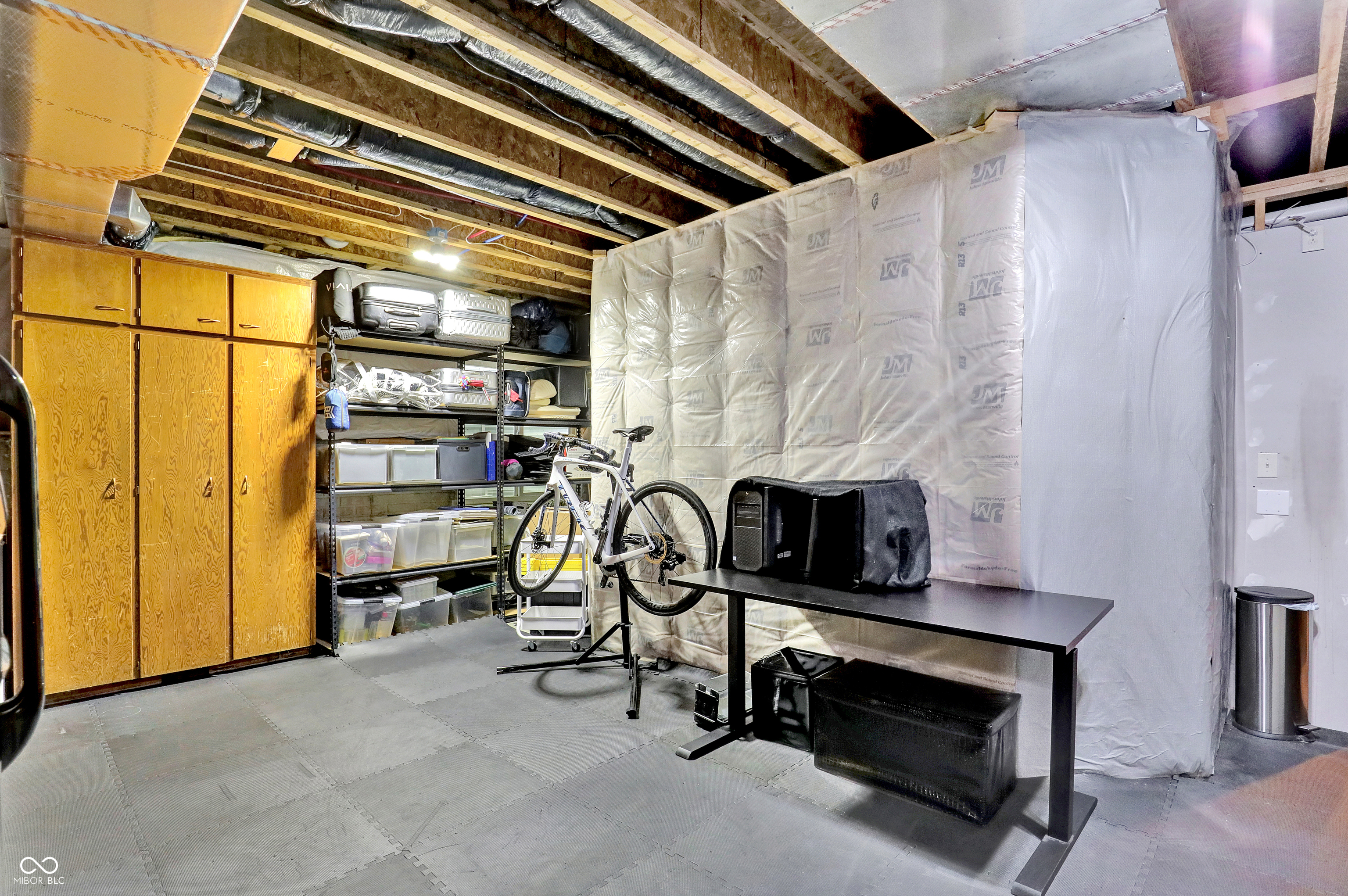 15529 Mission Hills Drive