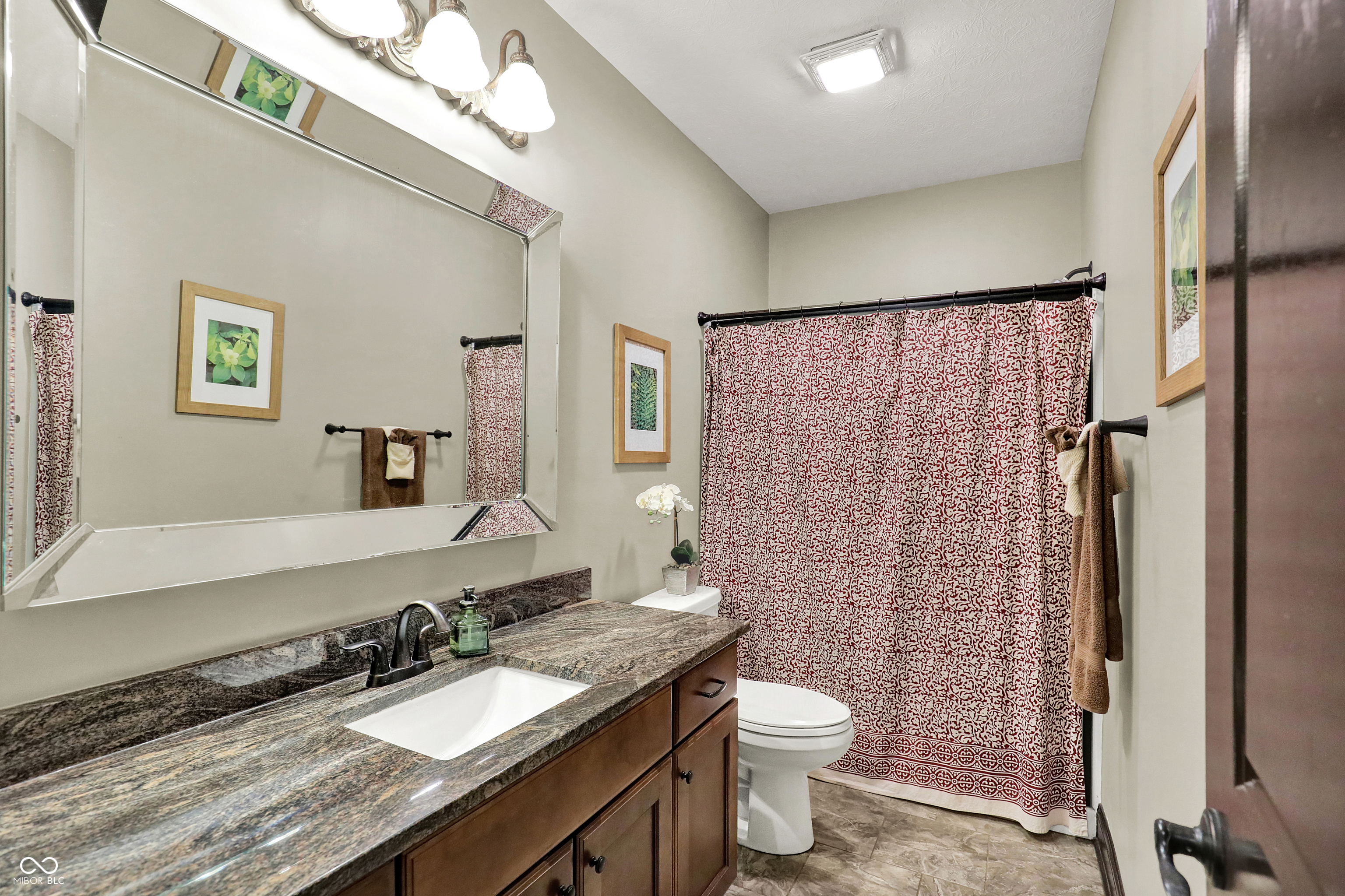 15529 Mission Hills Drive