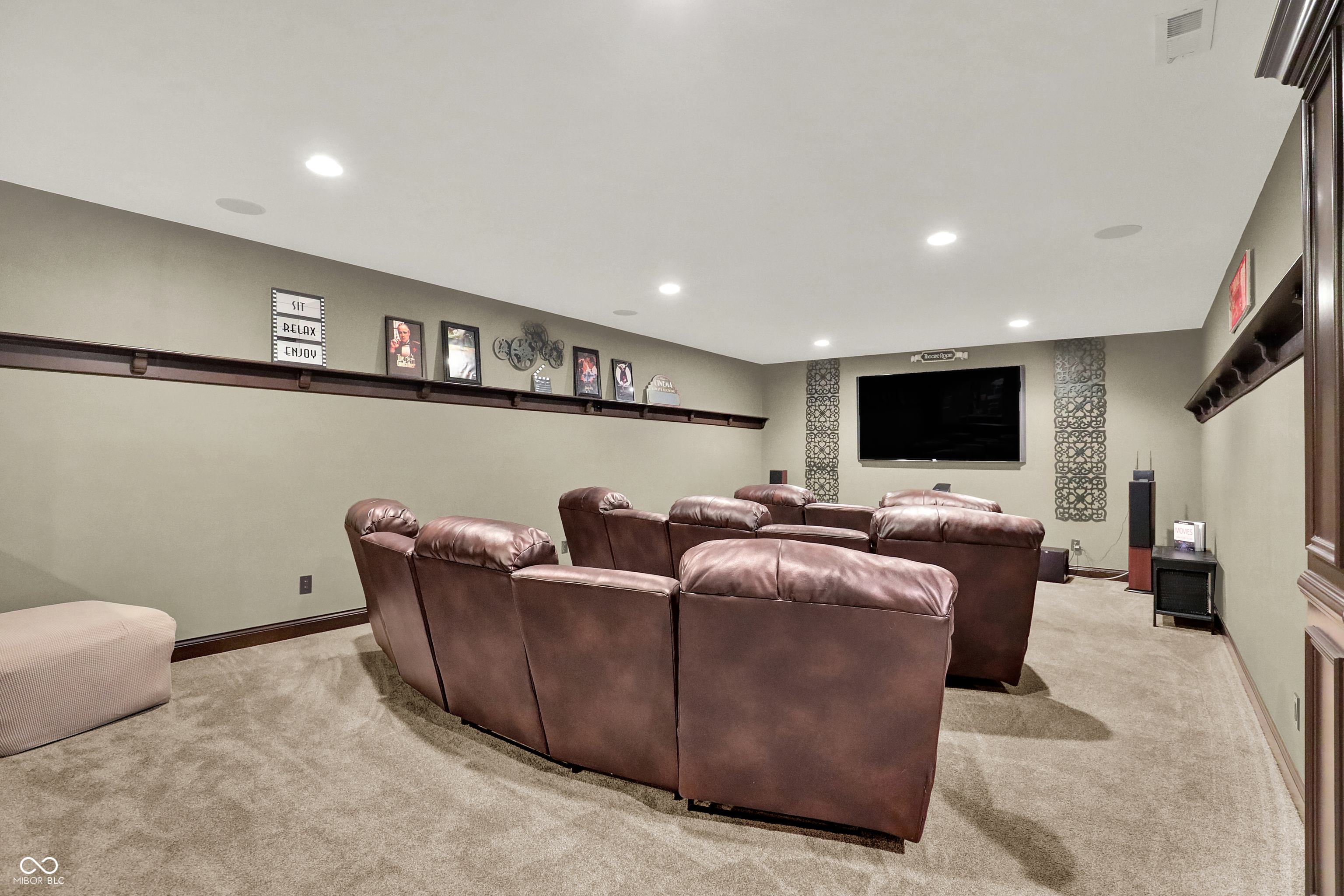 15529 Mission Hills Drive