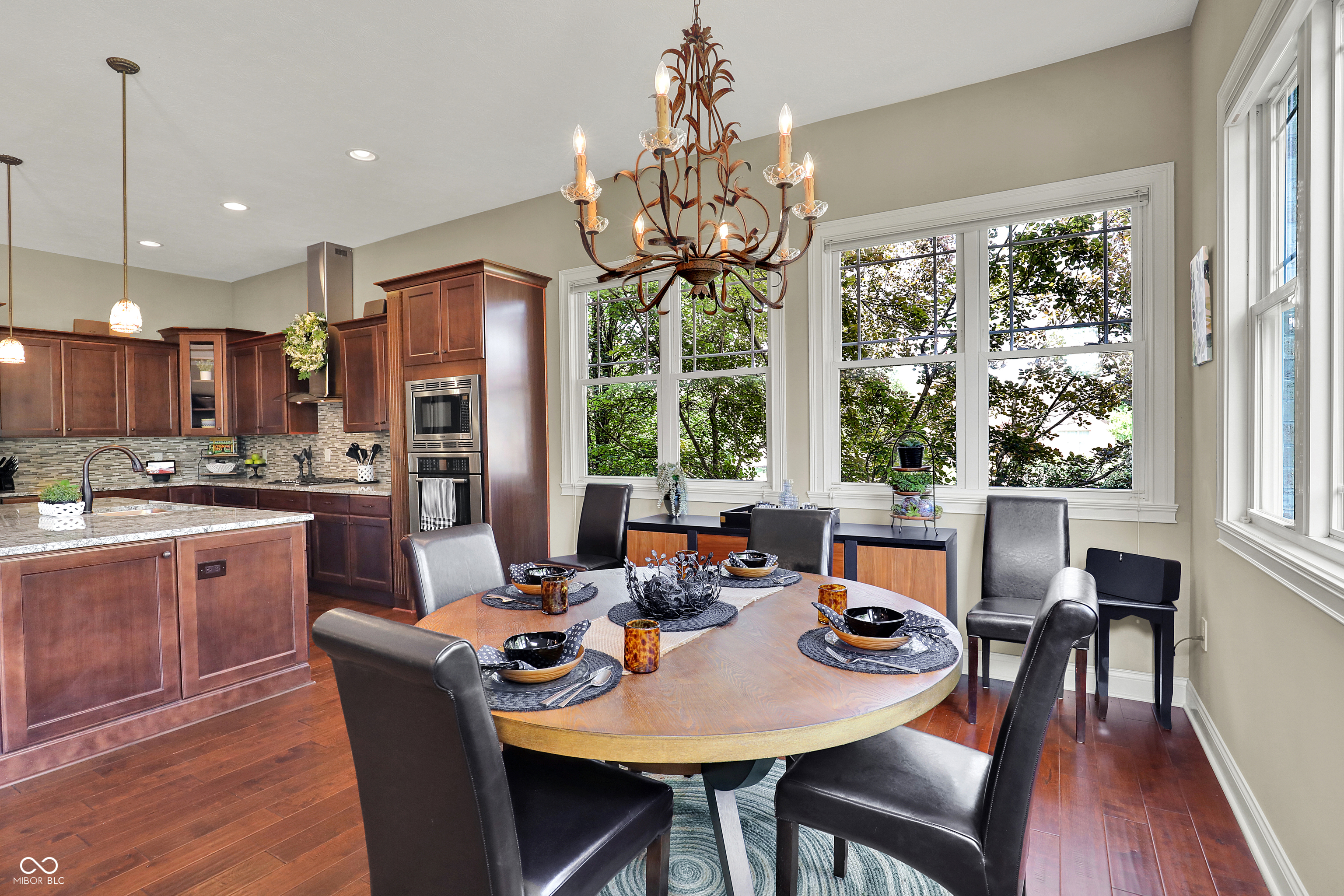 15529 Mission Hills Drive