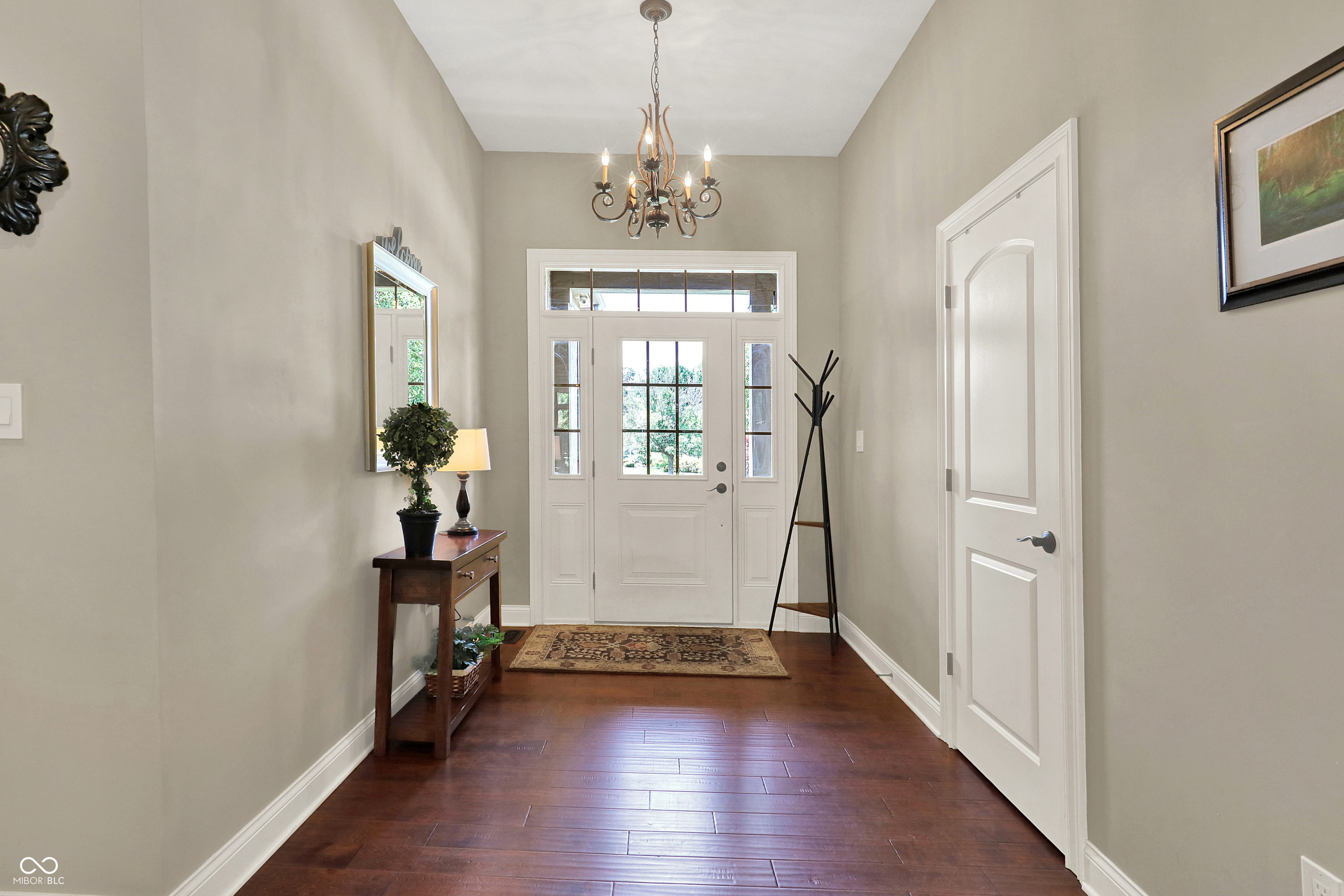 15529 Mission Hills Drive