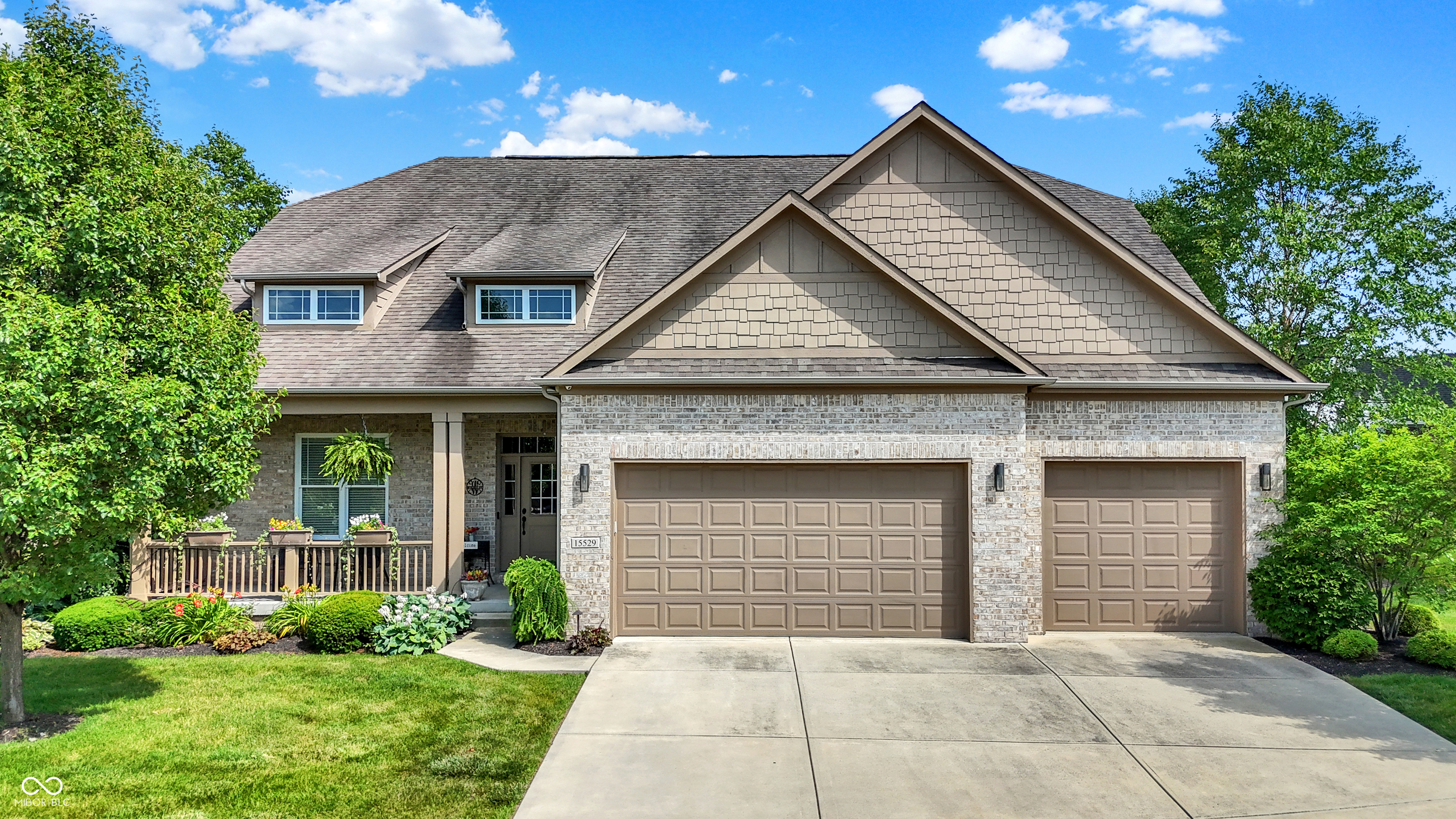 15529 Mission Hills Drive